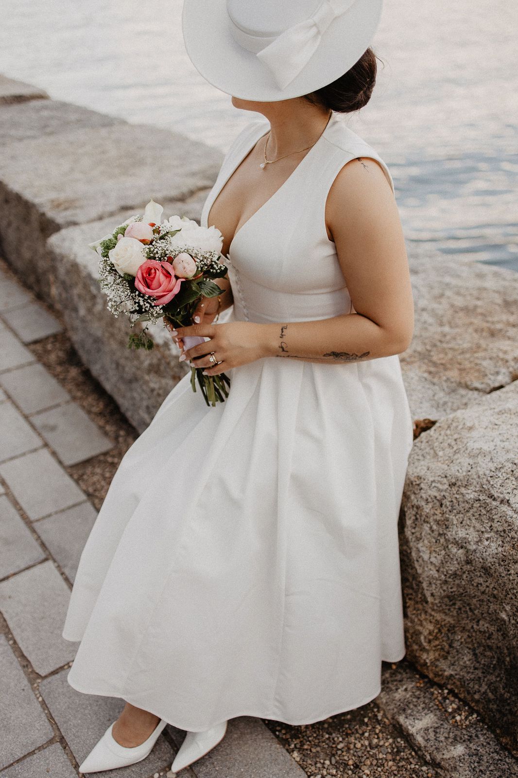 Keely Cotton Sleeveless Midi Dress - White | MESHKI US