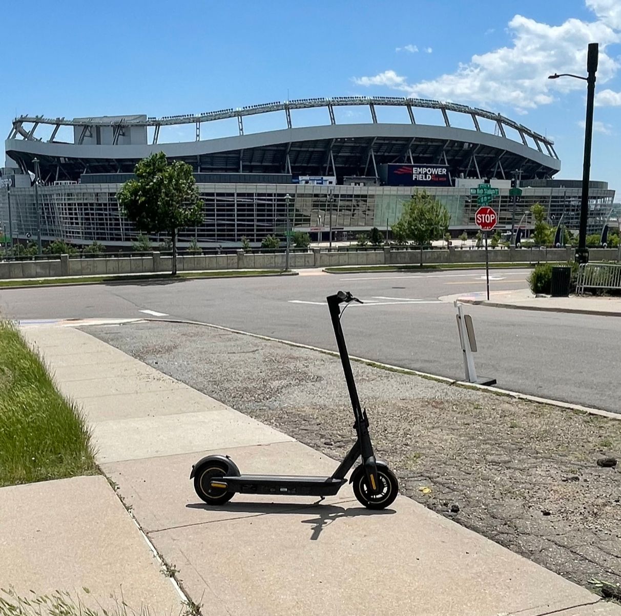 Segway-Ninebot, Monopattino Elettrico, Modello F2 Pro E per adulti, 25 km/h velocità massima, 55