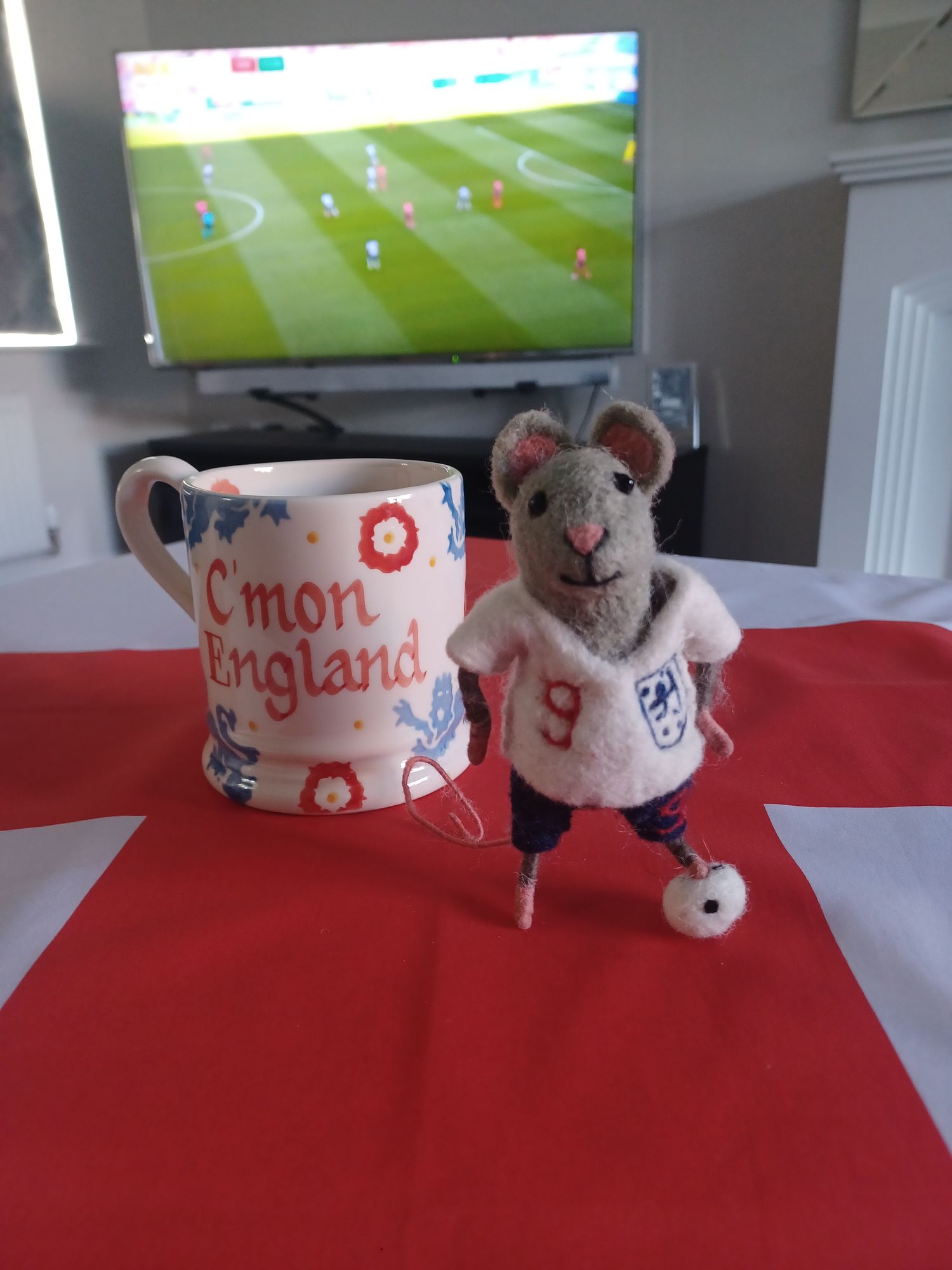 England Footballer Mouse – Sew Heart Felt