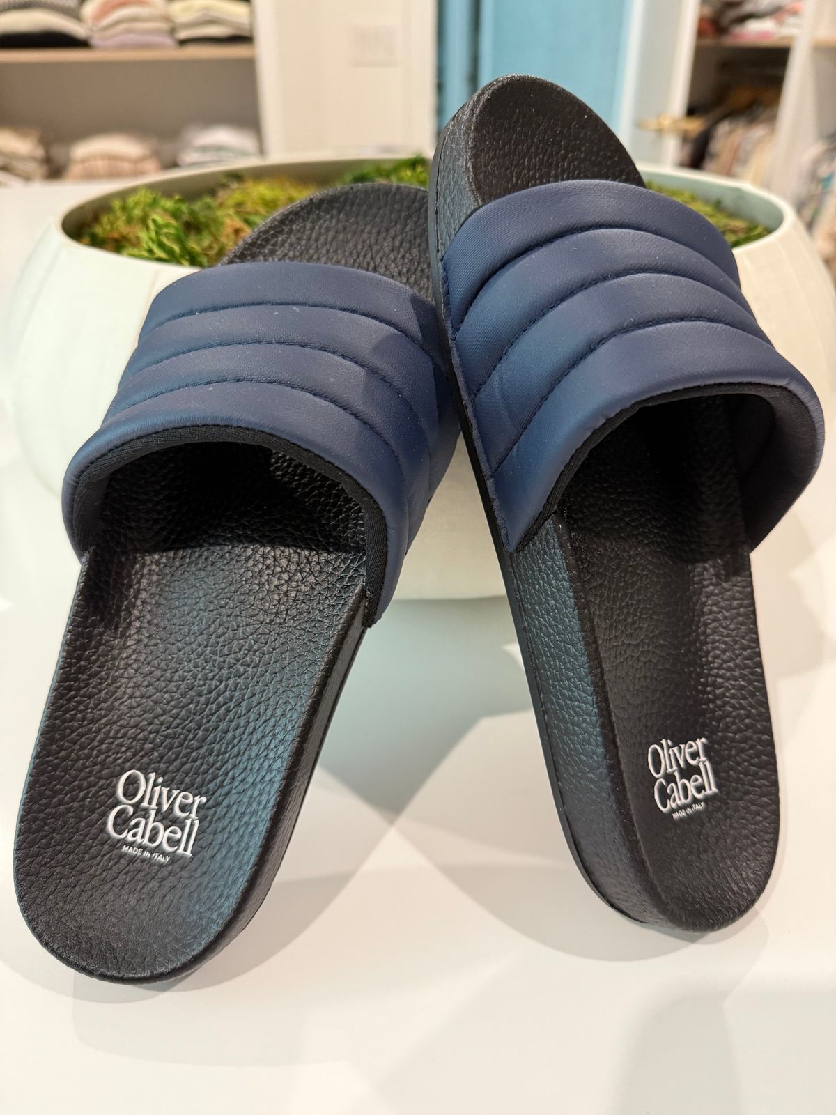 Vegan Slides | Navy – Oliver Cabell display picture 3