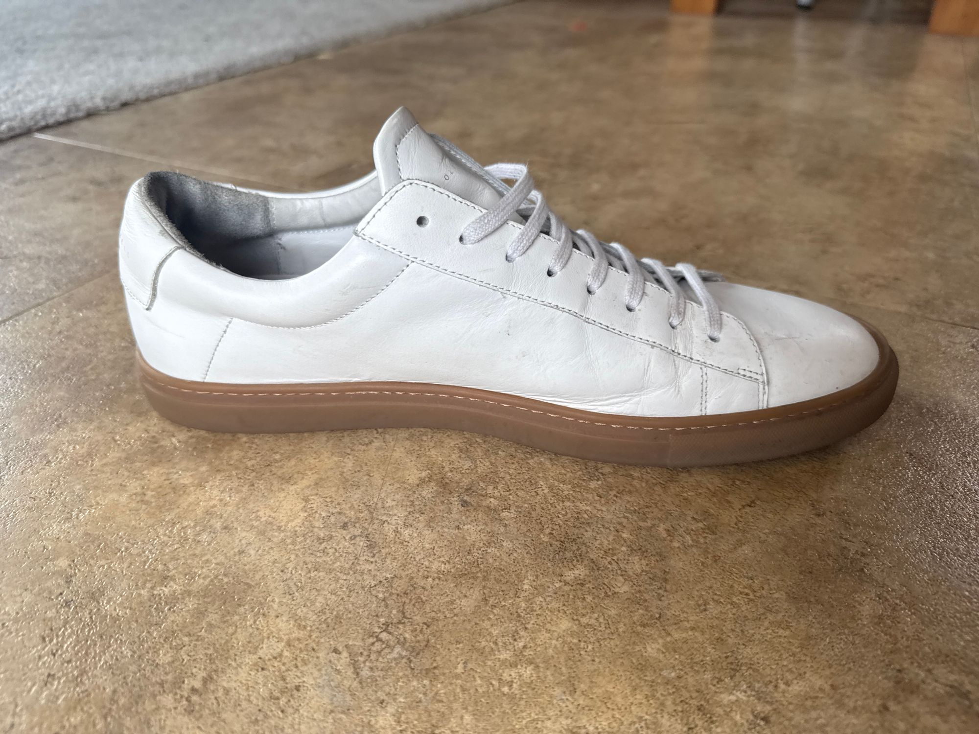 Low White Gum – Oliver Cabell