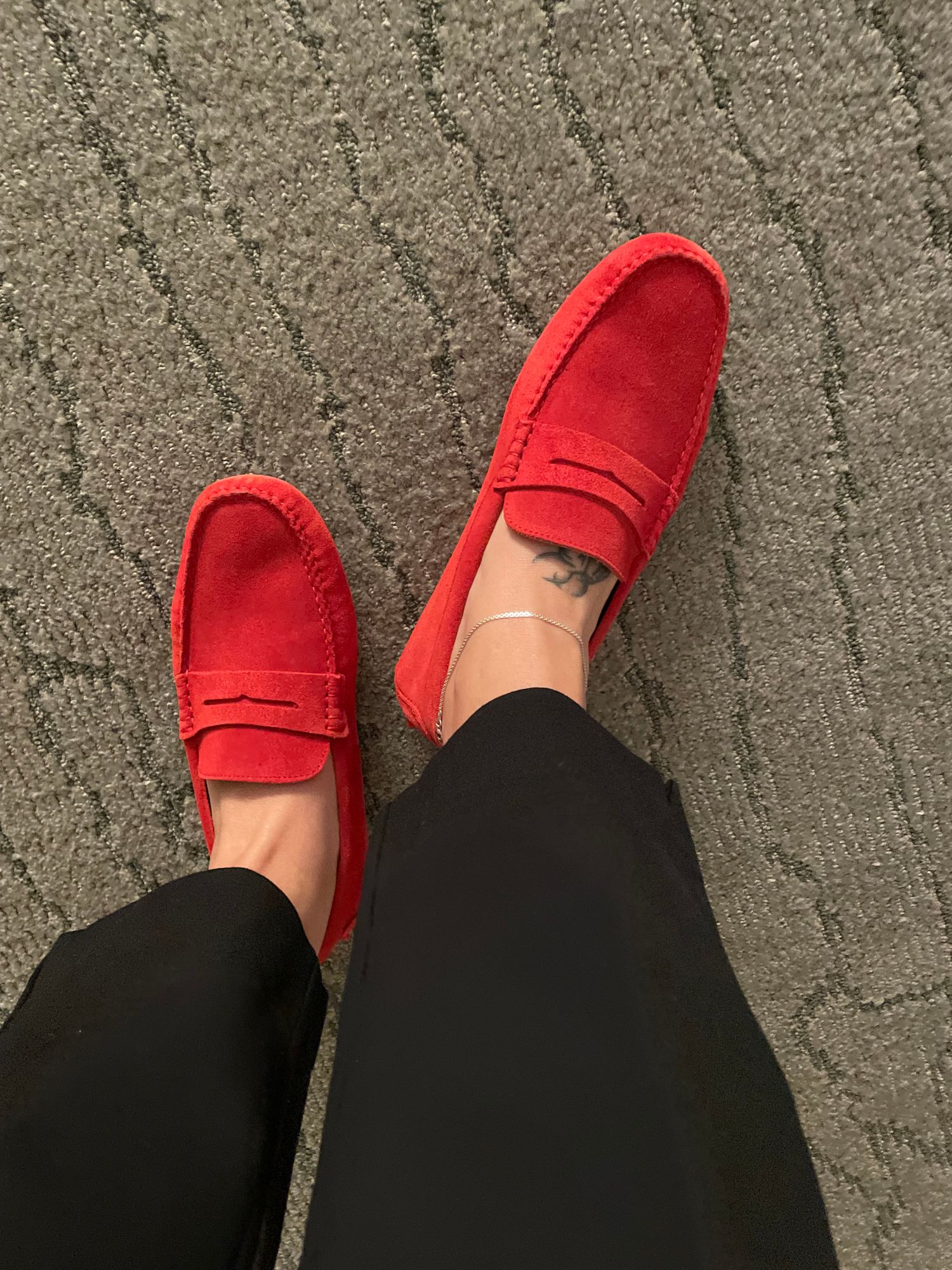 Oliver Cabell Moccasin Loafer Driving Shoes Mens Size 11 Red Suede EU 44 Driver | Red – Oliver Cabell main image 3