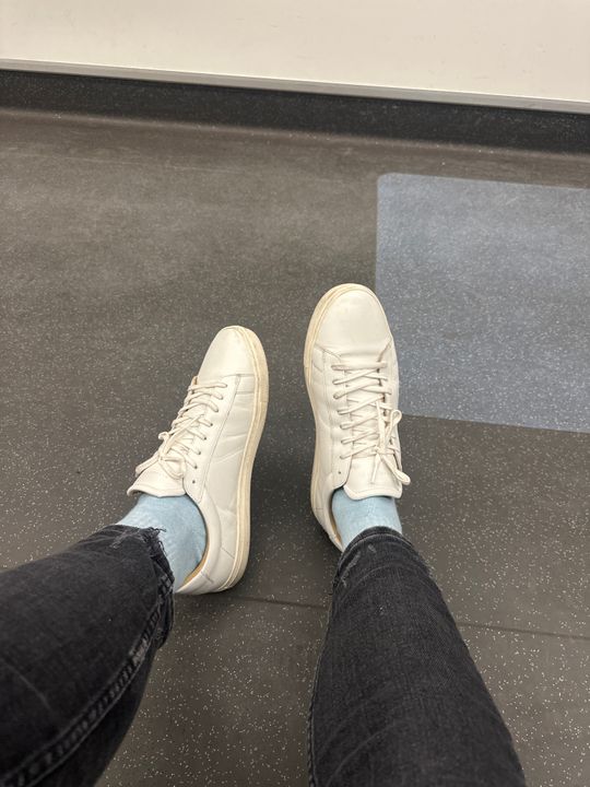 Low Off White – Oliver Cabell