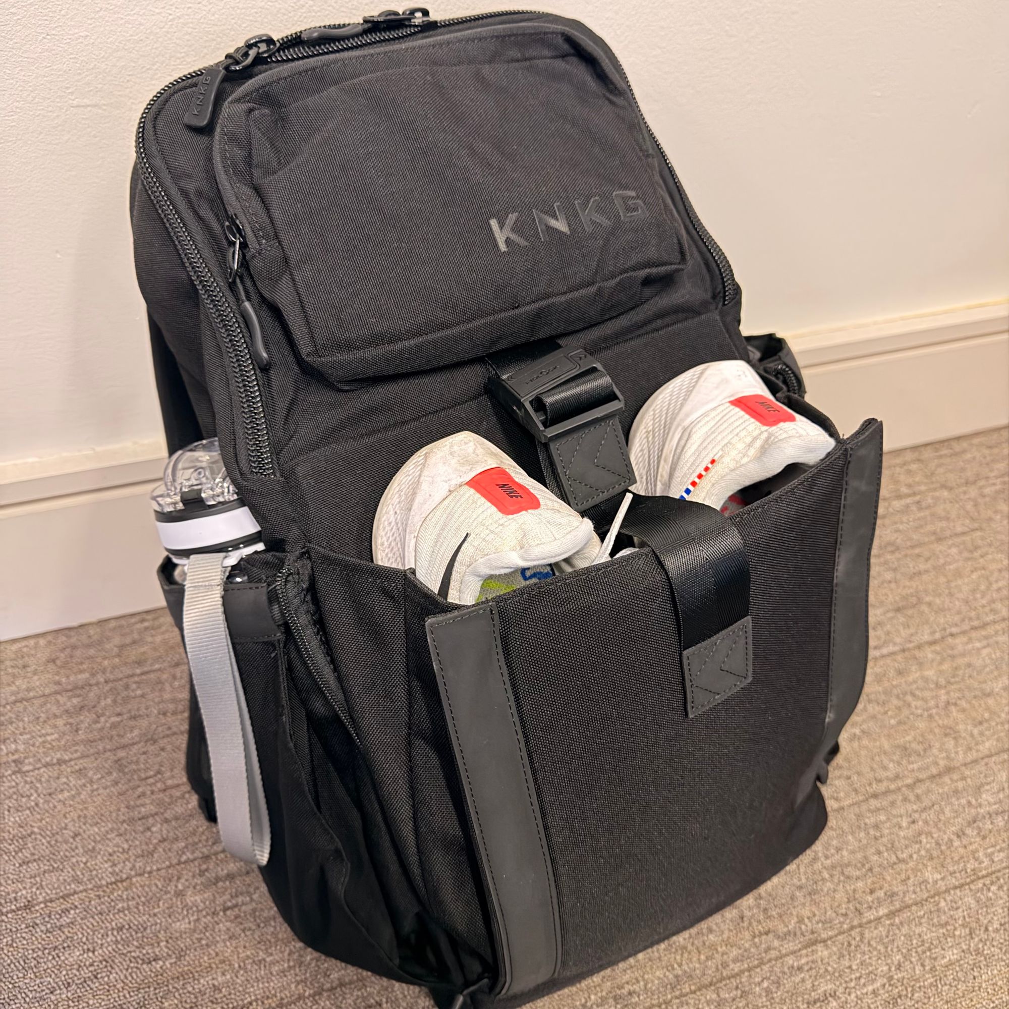 PLUS Backpack - Gym Bag with Shoe Storage | KNKG