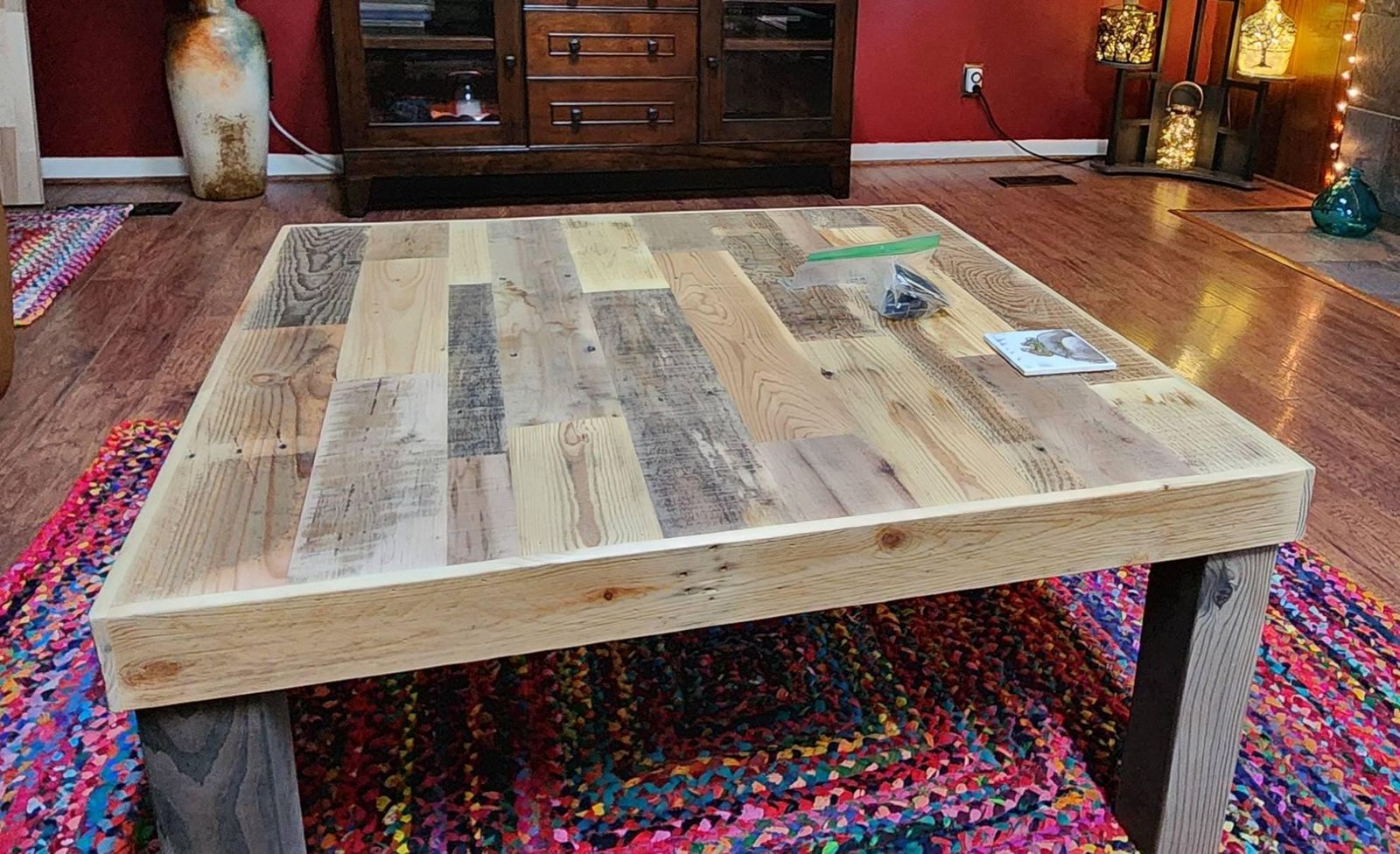 Hills Mid-Century Modern Coffee Table – Kase Custom, image size:1600x976