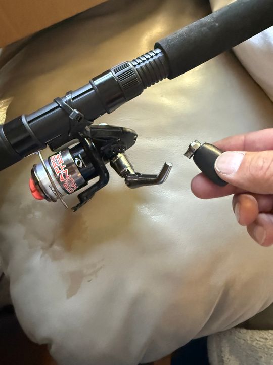 blackmax fishing pole Abu Garcia Black Max Baitcast Fishing Combo, 6'6 inch Medium Rod, Right/Left Handed Reel