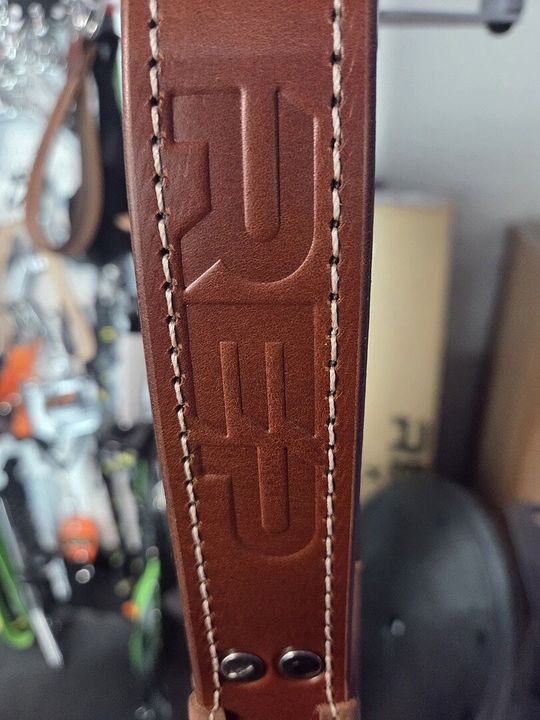 Spud, Inc. Old School Leather Wrist Straps