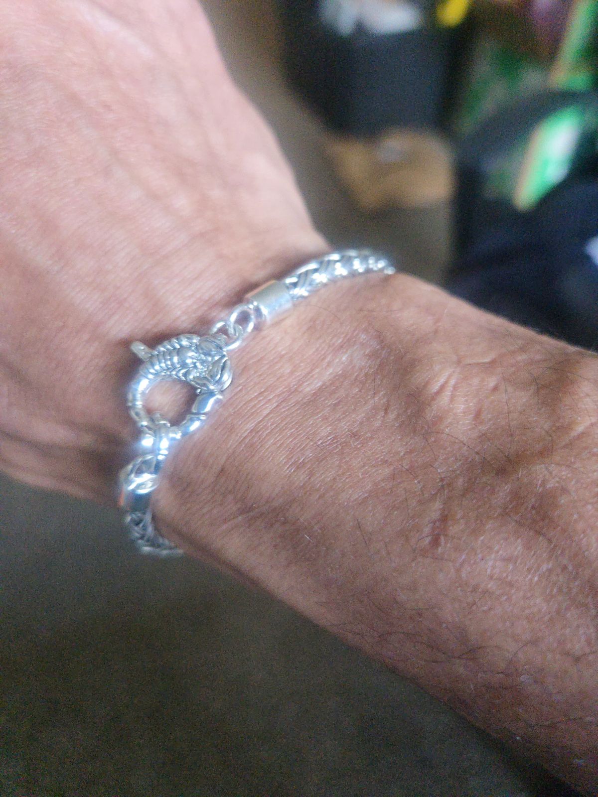 Bracelet Rétro Rigide - Style Tourbillon - Couleur Argent Brillant - Occasion
