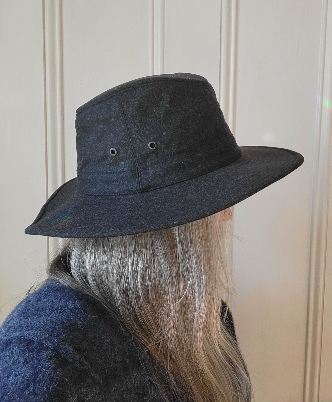 Tilly’s Pure Wool Wide Brim Floppy Hat OS Tech-Wool Wide Brim – Tilley USA main image 2