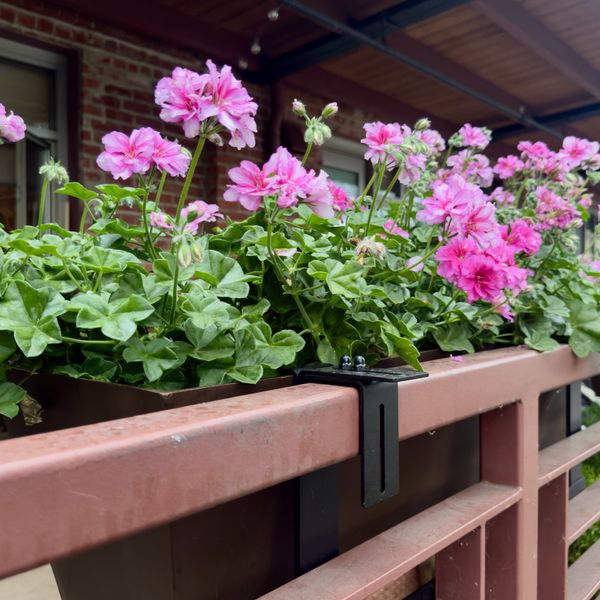 pure railing planter bracket  Veradek US