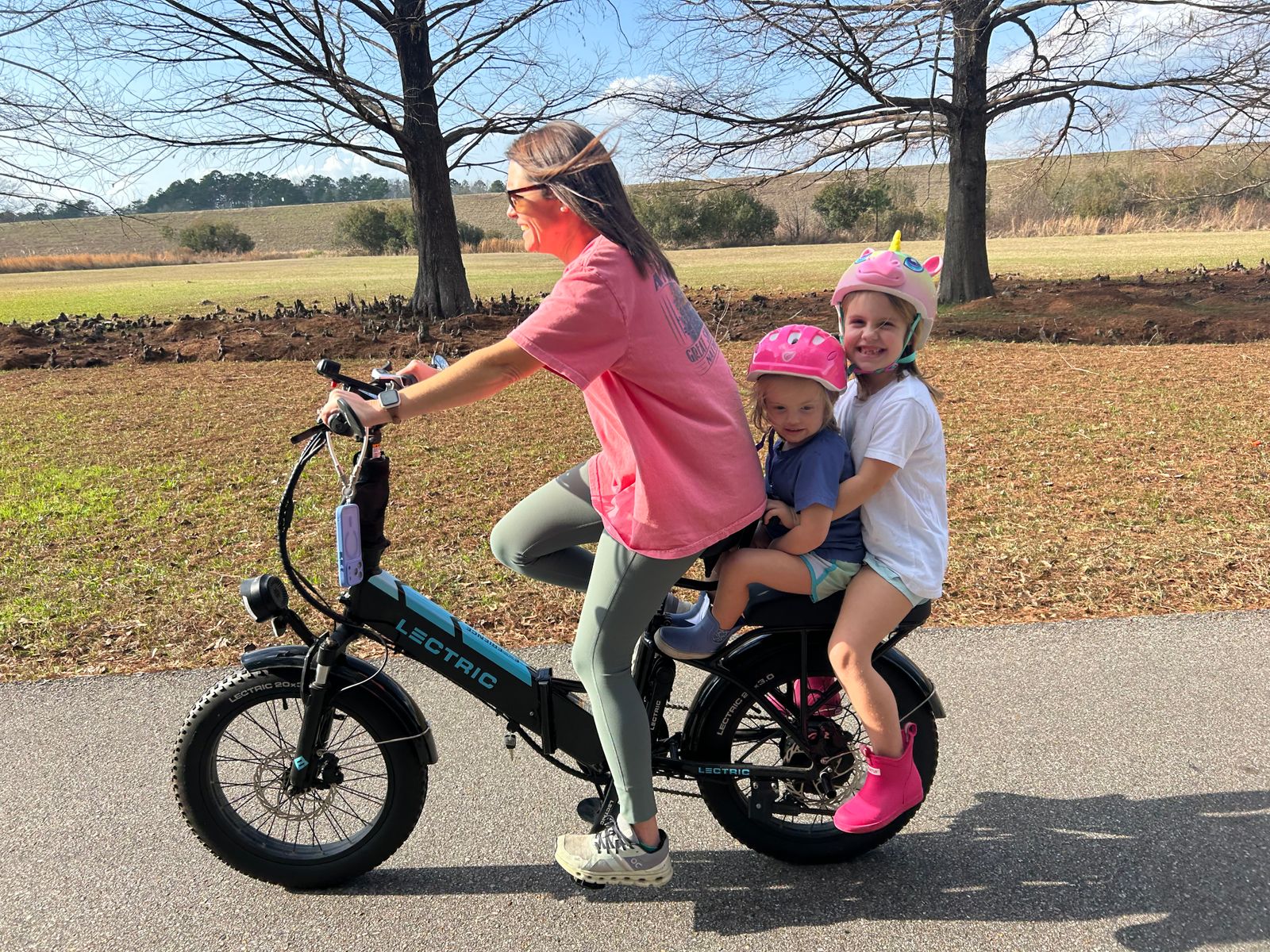 electric bicycle with baby seat XIEEIX Child Bike Seat, Front Mounted Kids Bike Seat, Child Shock Absorber Pedal Guardrail, Suitable for Hybrid Bicycles, Power Scooters, Flatbed Bicycles, Etc : Sports & Outdoors absorbing seat for child comfort Carry Kids on Bikes -