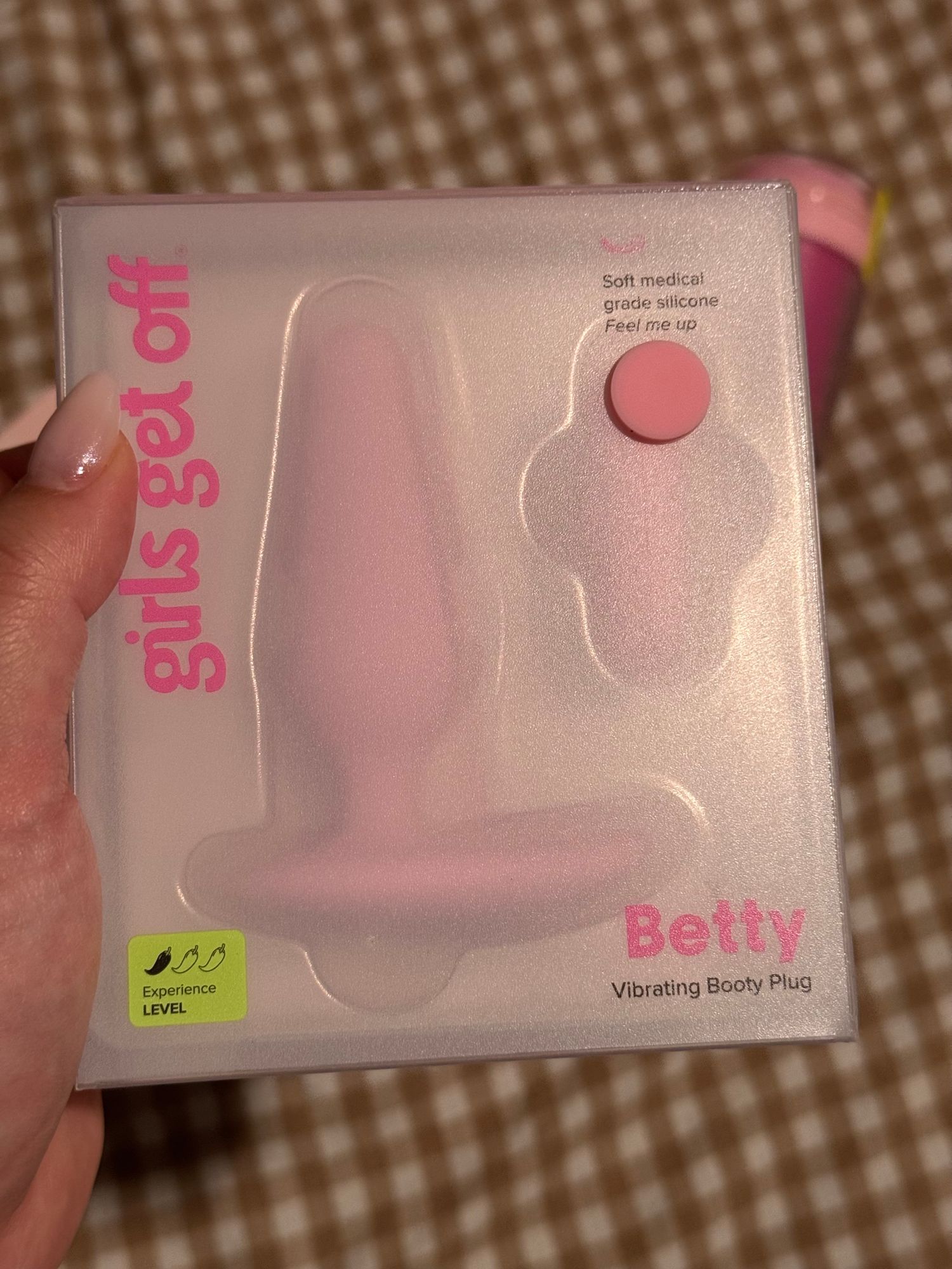 anal plug near me Site adulto faz oferta inusitada para enxadrista acusado de trapacear com plug  anal