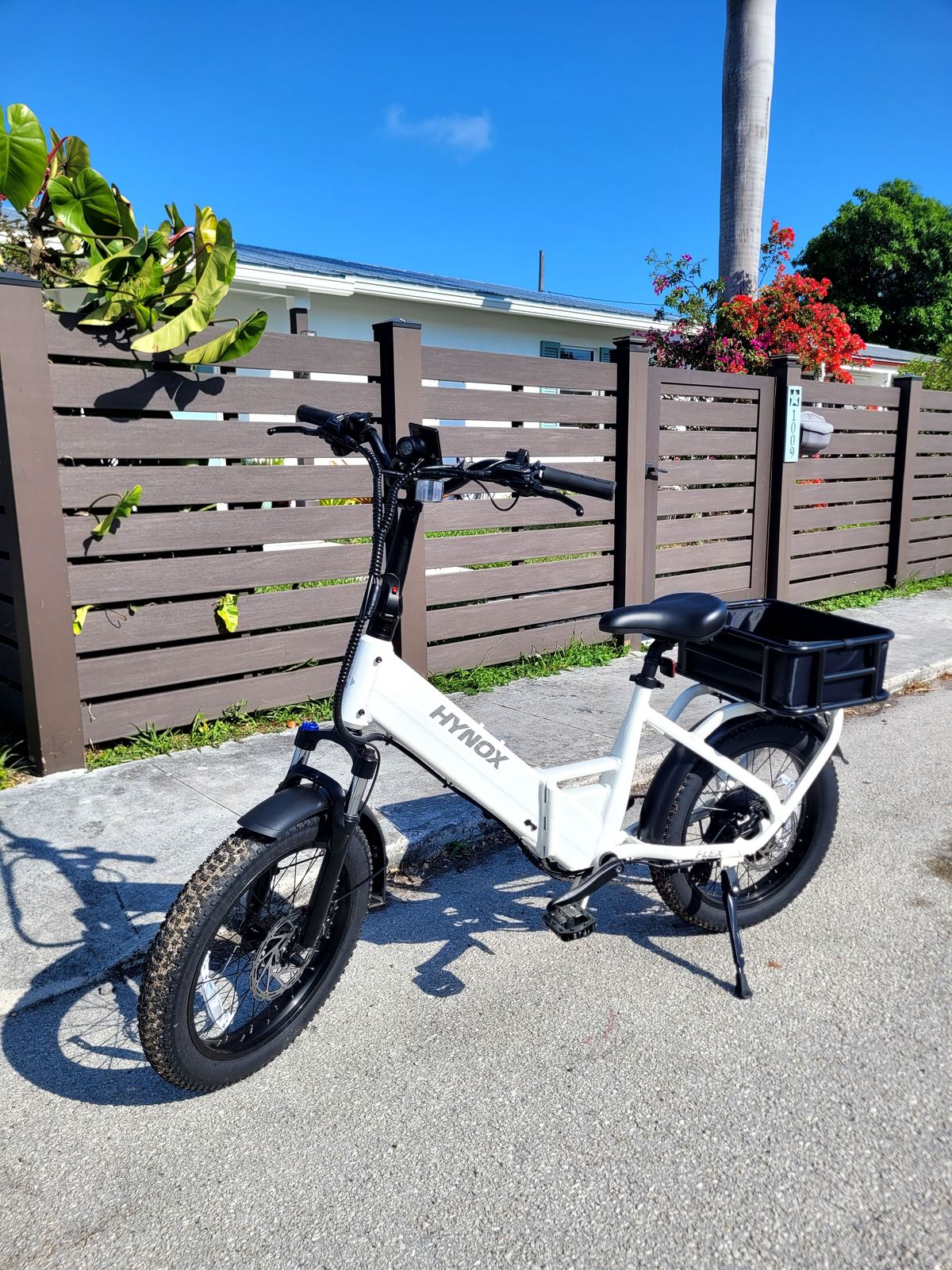 Hynox Flex | Folding Electric Bike with 120lb Rack & Hydraulic Brakes Hynoxbikes Hynox Flex | Folding Electric Bike with 120lb Rack & Hydraulic Brakes Hynoxbikes
