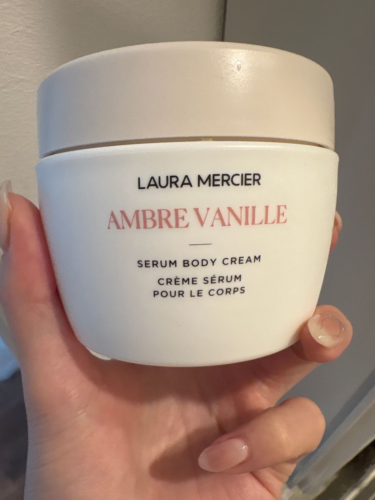 Ambre Vanille Serum Infused Body Lotion | Laura Mercier