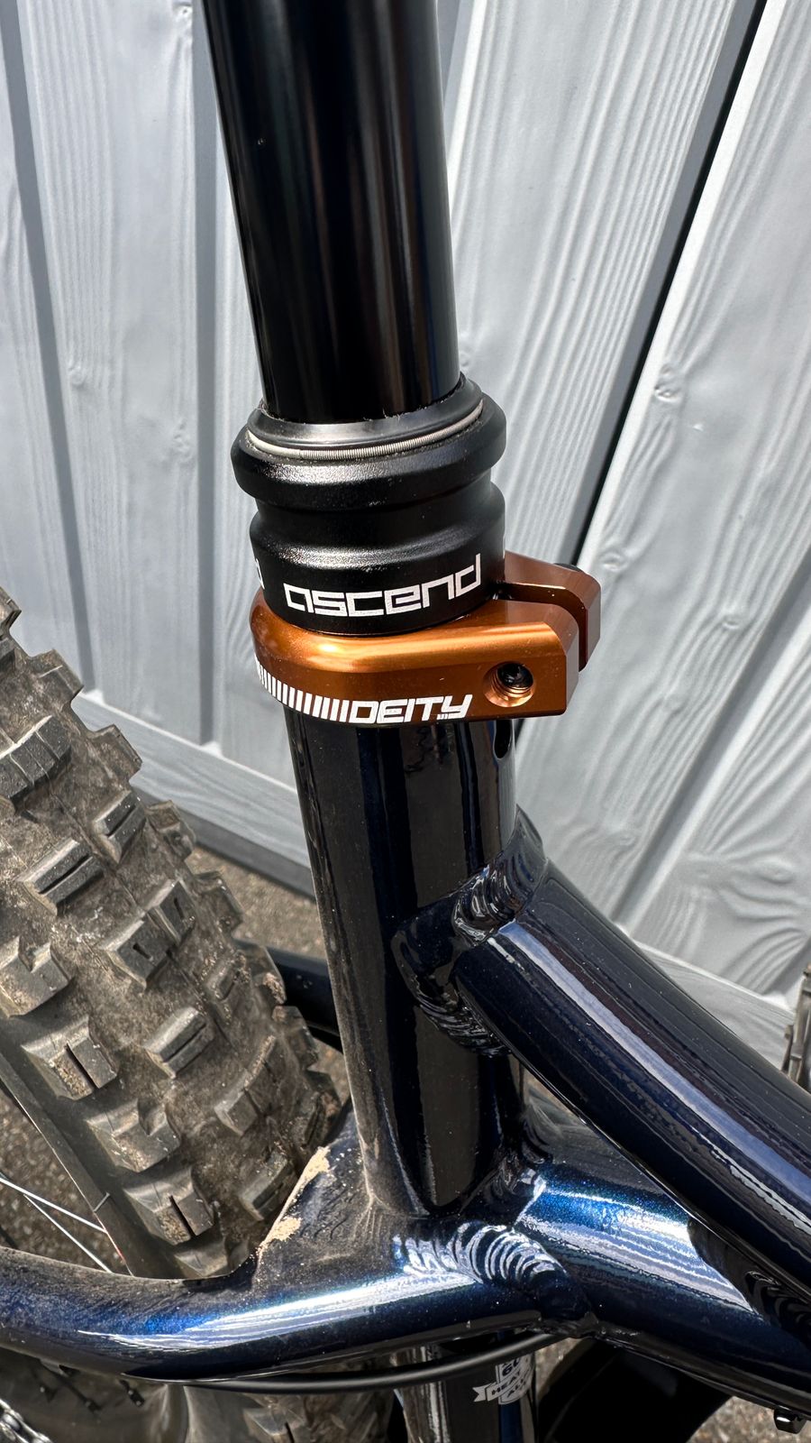 Deity Circuit Seatpost Clamp | Biketart