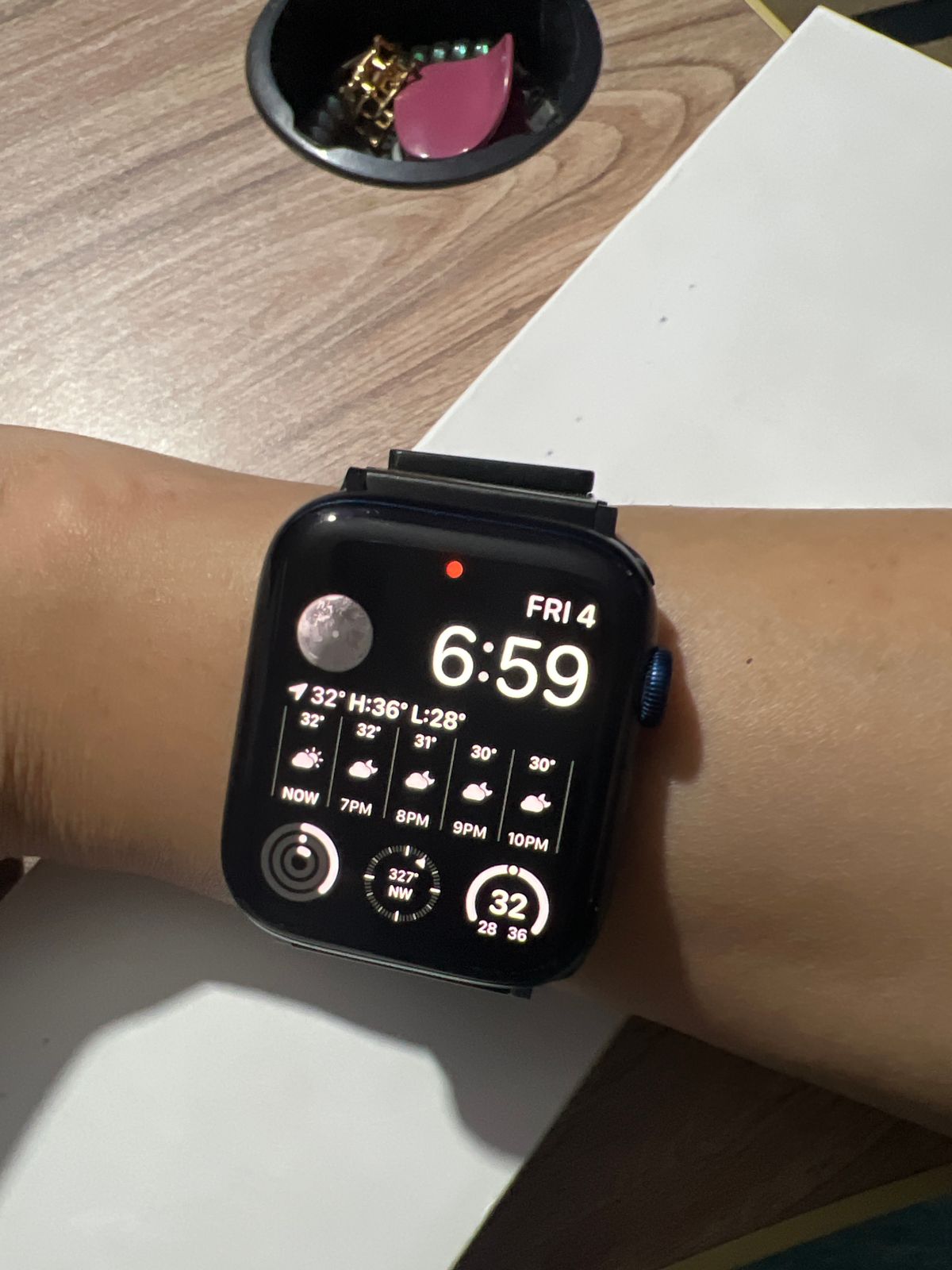 In Pakistan Iphone Series Watch Apple Watch (Series 5) 44mm GPS