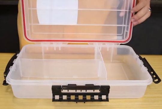 clear tackle box with handle Plastic Fishing Organizer Set Four Pack Removable Dividers And 3600 Tackle Trays Perfect Lure Box For Crankbaits Jerkbaits It tackle box is designed for todays fast pace and creative youth anglers Red/Blue/Green Colors Multi Function 2-Tray