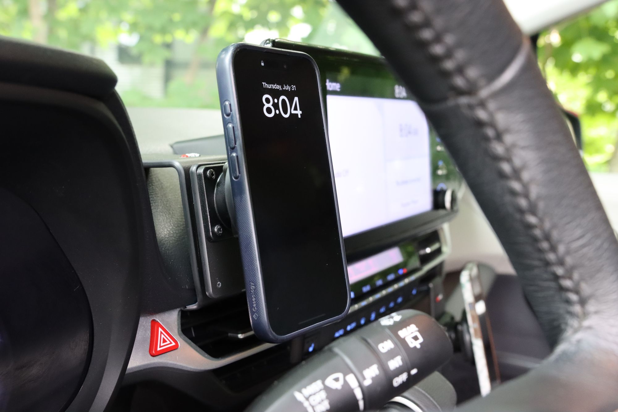 Tips for Selecting a Magnetic Phone Mount for Desk And Car: Ultimate Guide