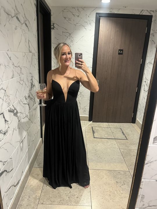 Rent Dress The Population Eleanor Black Maxi Dress | Hirestreet