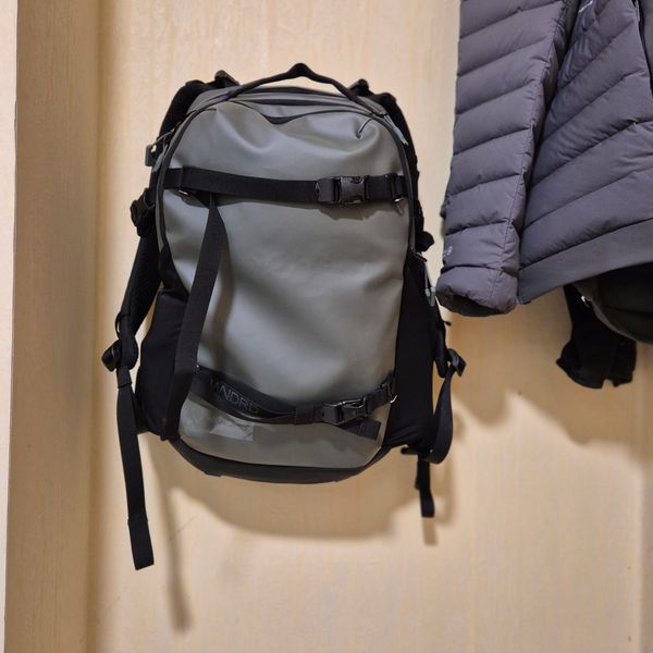 NEW WANDRD NIMBUS 18L Backpack Uyuni Purple Weather Resistant 16\