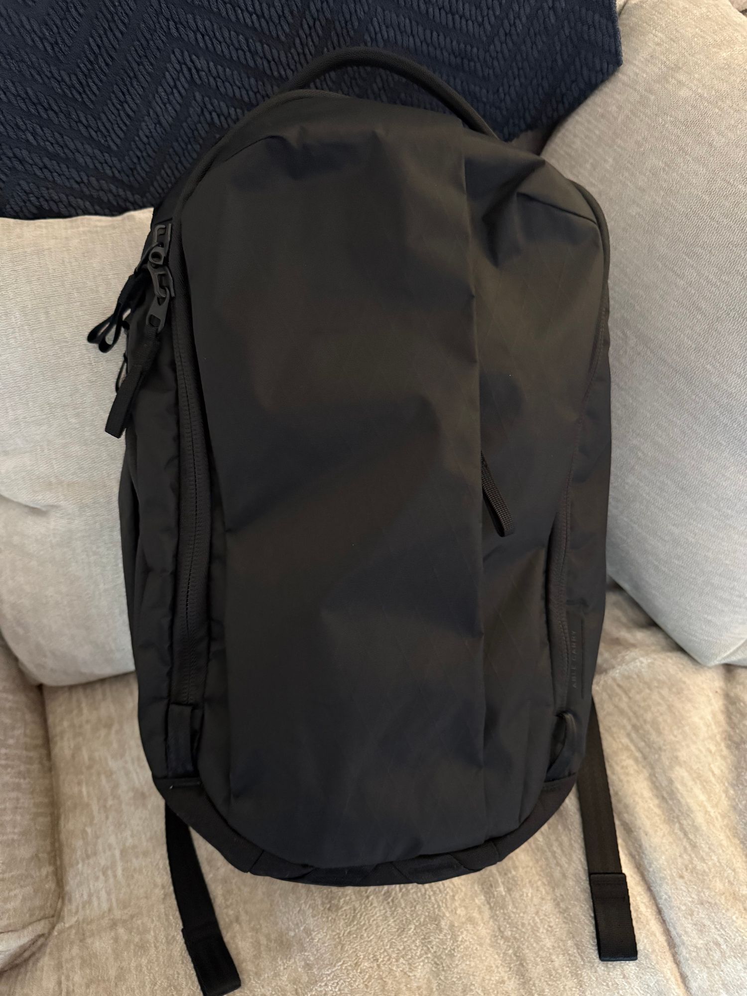Max EDC 背包| 26L ，大容量X 大隔層，高效整理，應對各種日常– Able Carry