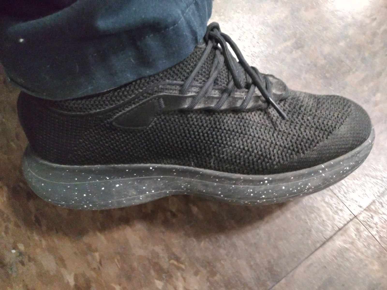 Orbit Charcoal | Certified Non-Slip Work Shoes | Snibbs display picture 3