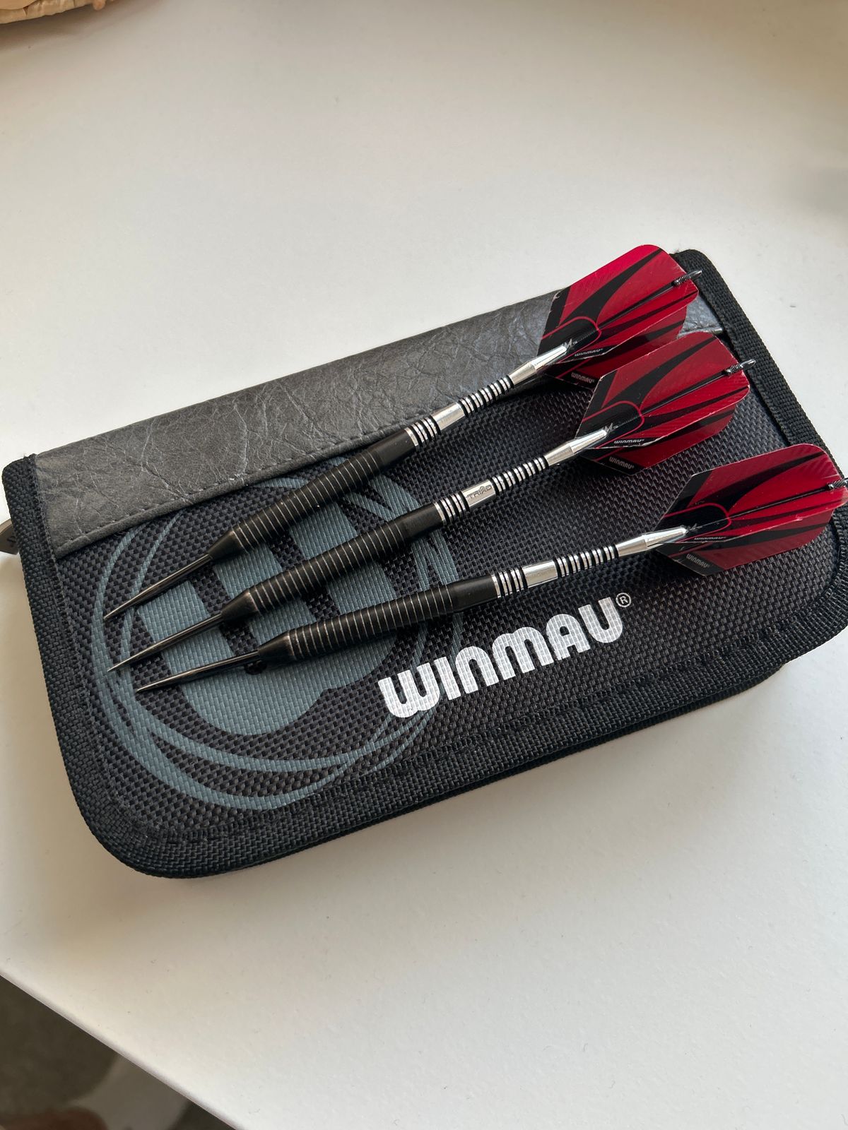 Winmau URBAN PRO Dart Board Darts Case Wallet Storage Red