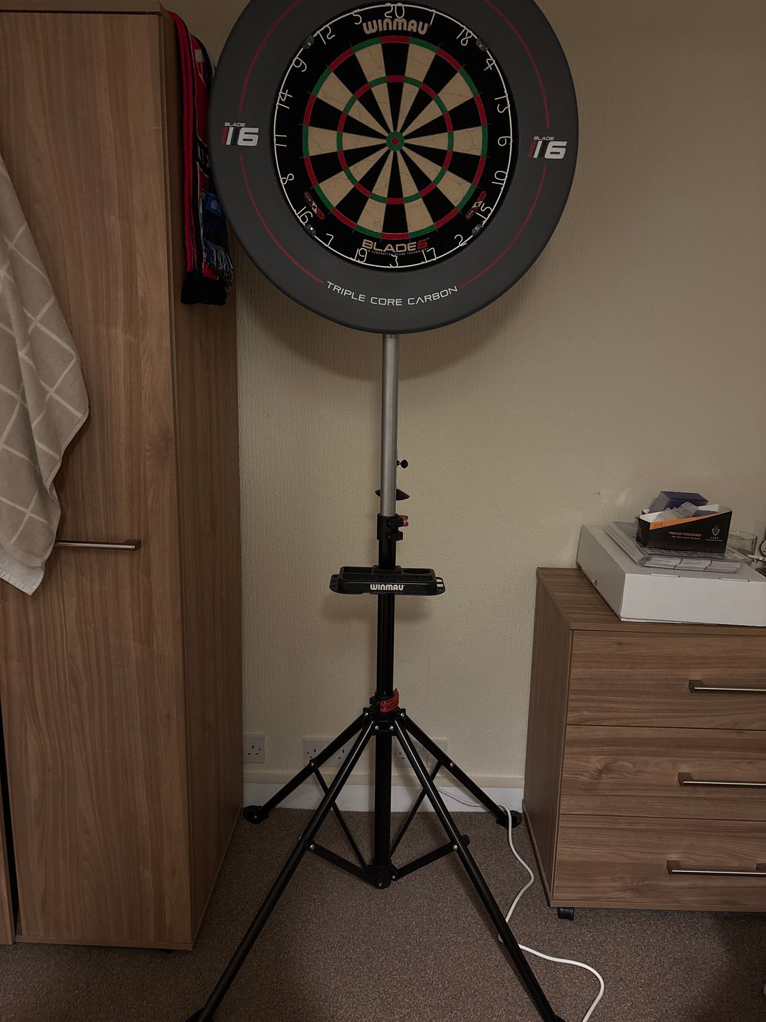 Winmau Borstenscheibe Zubehör Winmau Xtreme2 Dartboard Surround In