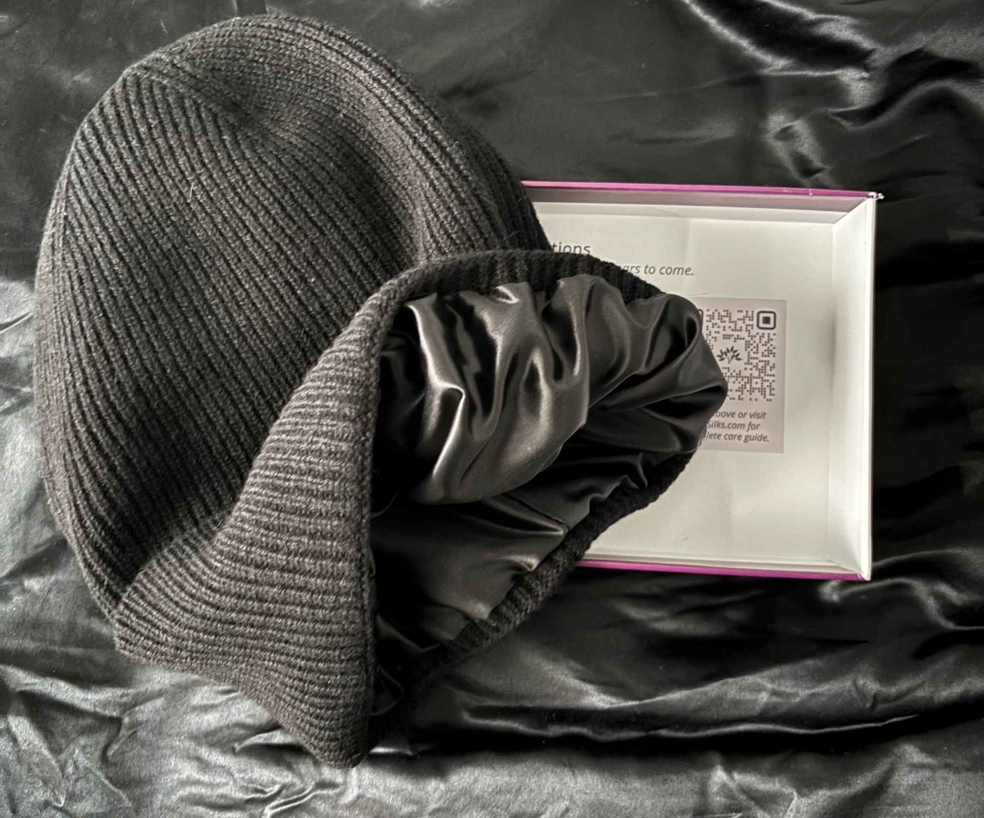 Luxury Silk-Lined Cashmere & Merino Wool Winter Beanie | Ivory