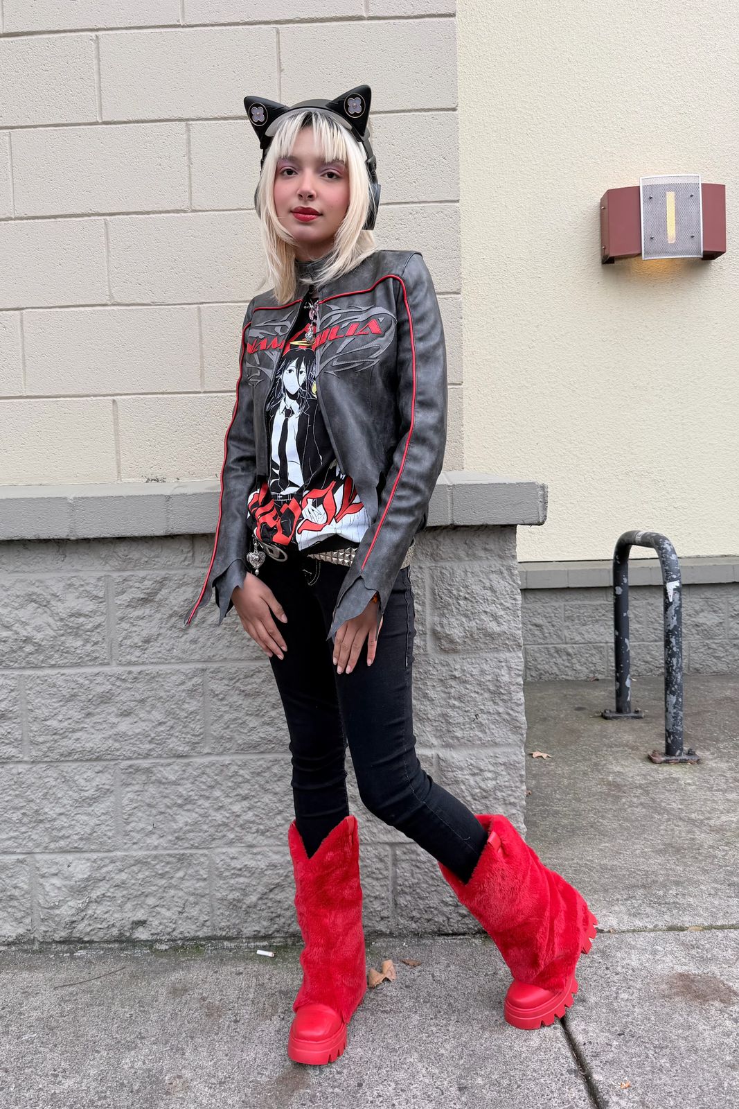 AZALEA WANG FIESTY RED FUR BOOTIE – AKIRA display picture 3