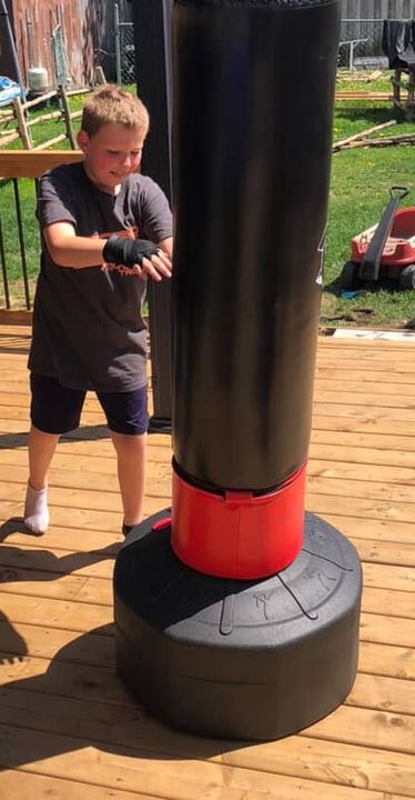 AmStaff Fitness Commercial Free-Standing Heavy Bag – Fitness Avenue