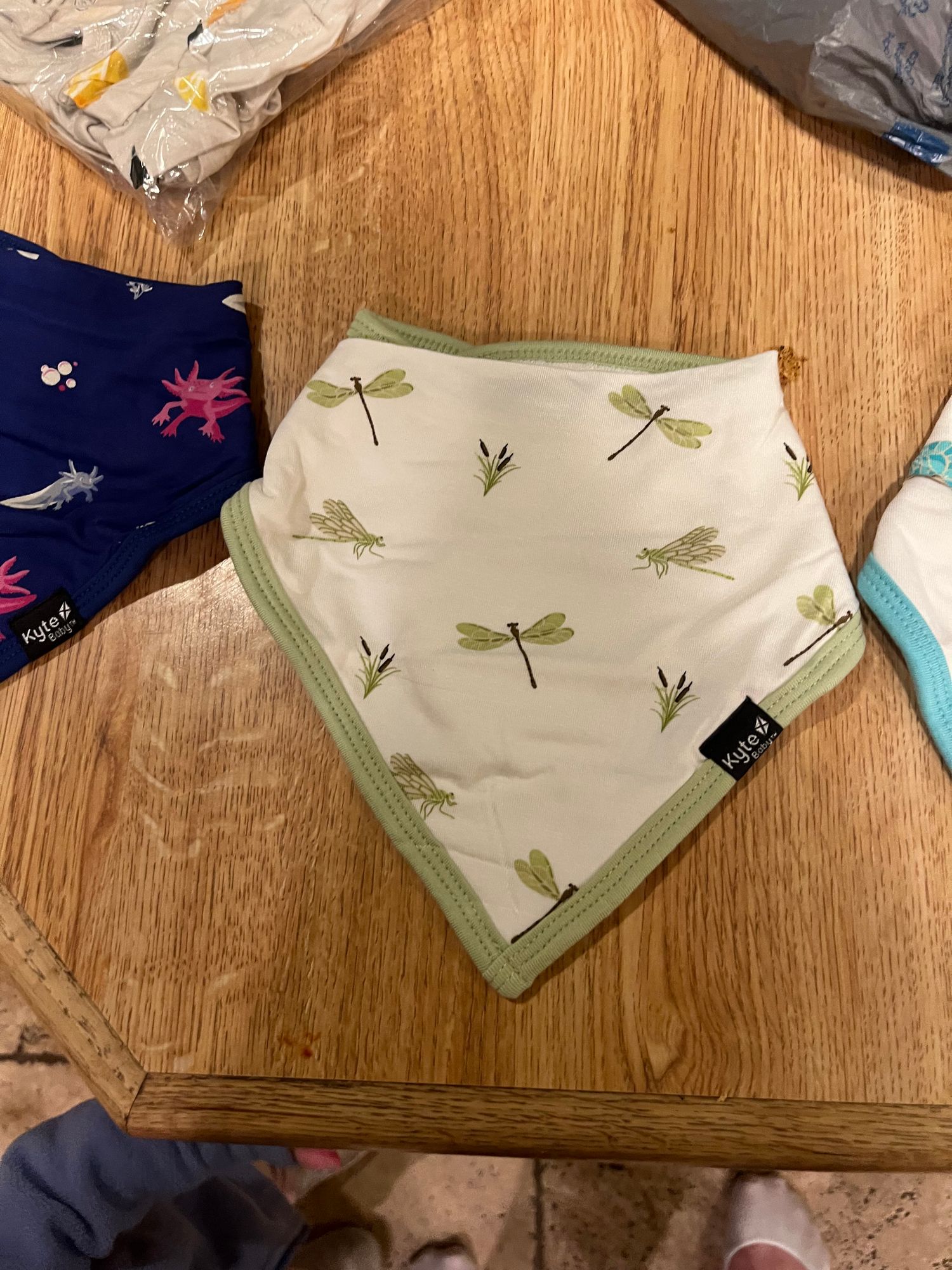 Baby Bib in Slate | Infant Bamboo Bib | Kyte Baby display picture 1