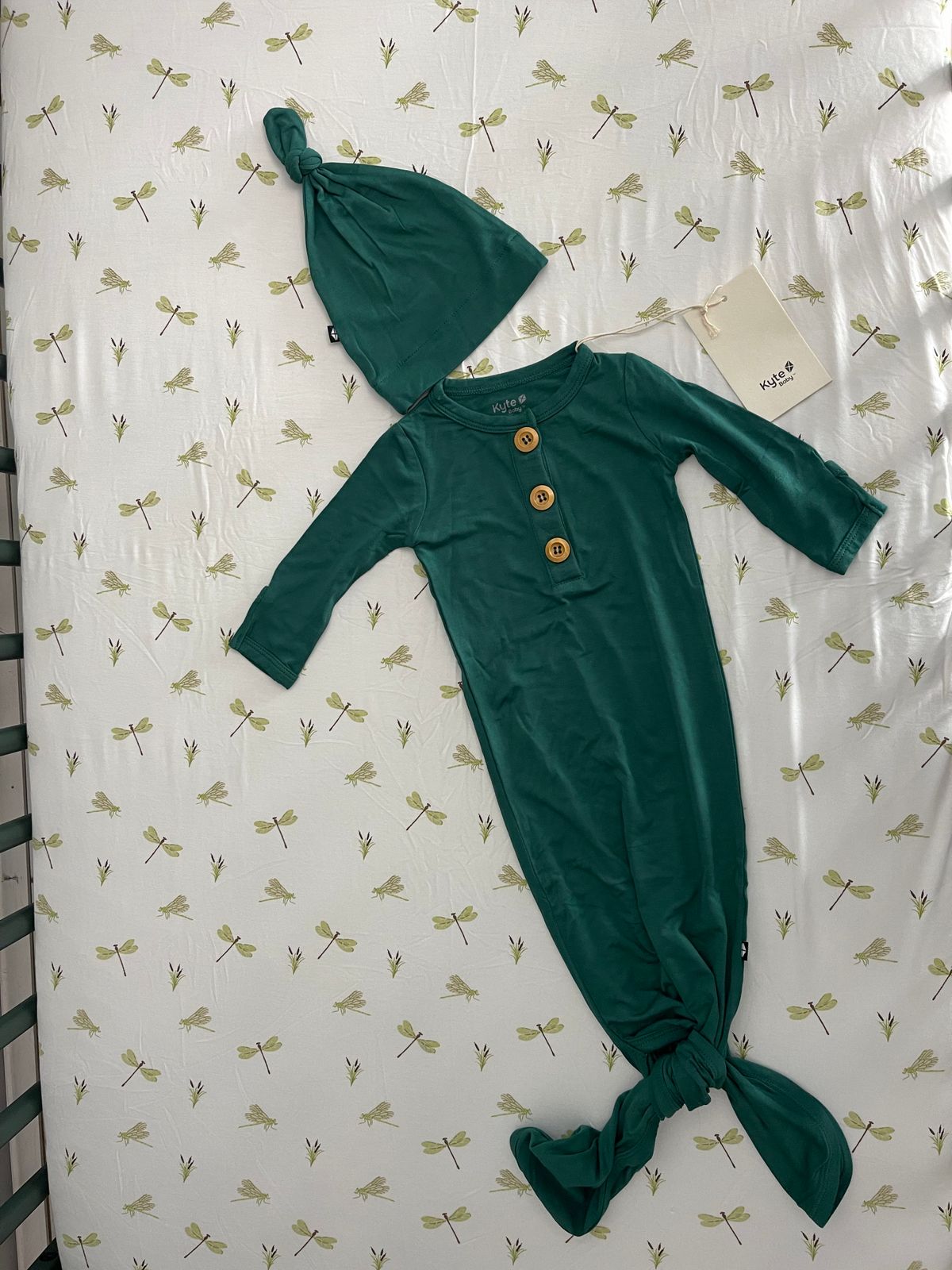 Ribbed Knotted Gown with Hat Set in Thyme