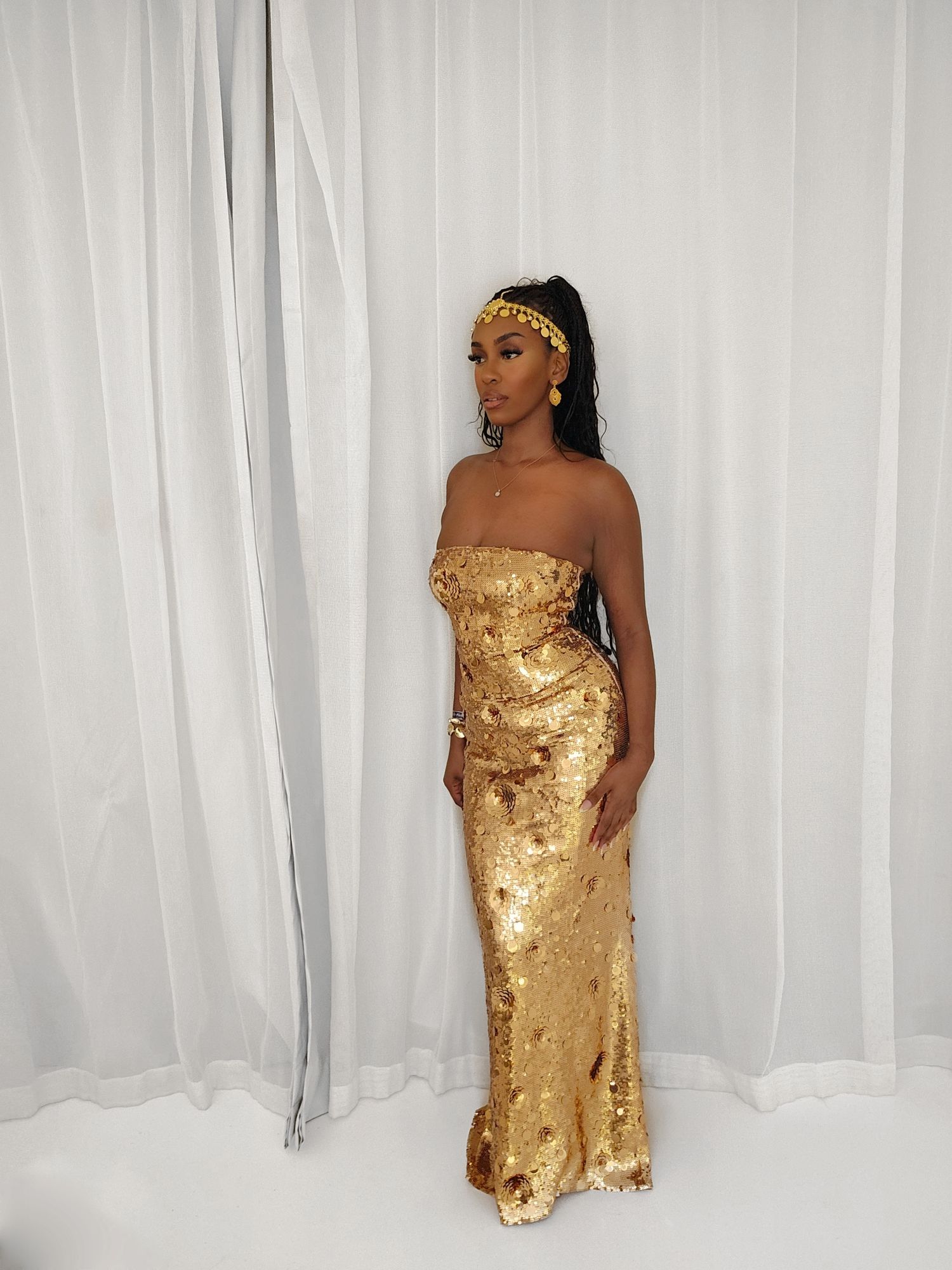 kimono sleeve dress Goldie Hawn Gold 2025 Oscars Rhinestone Strapless Prom Dress main image 1