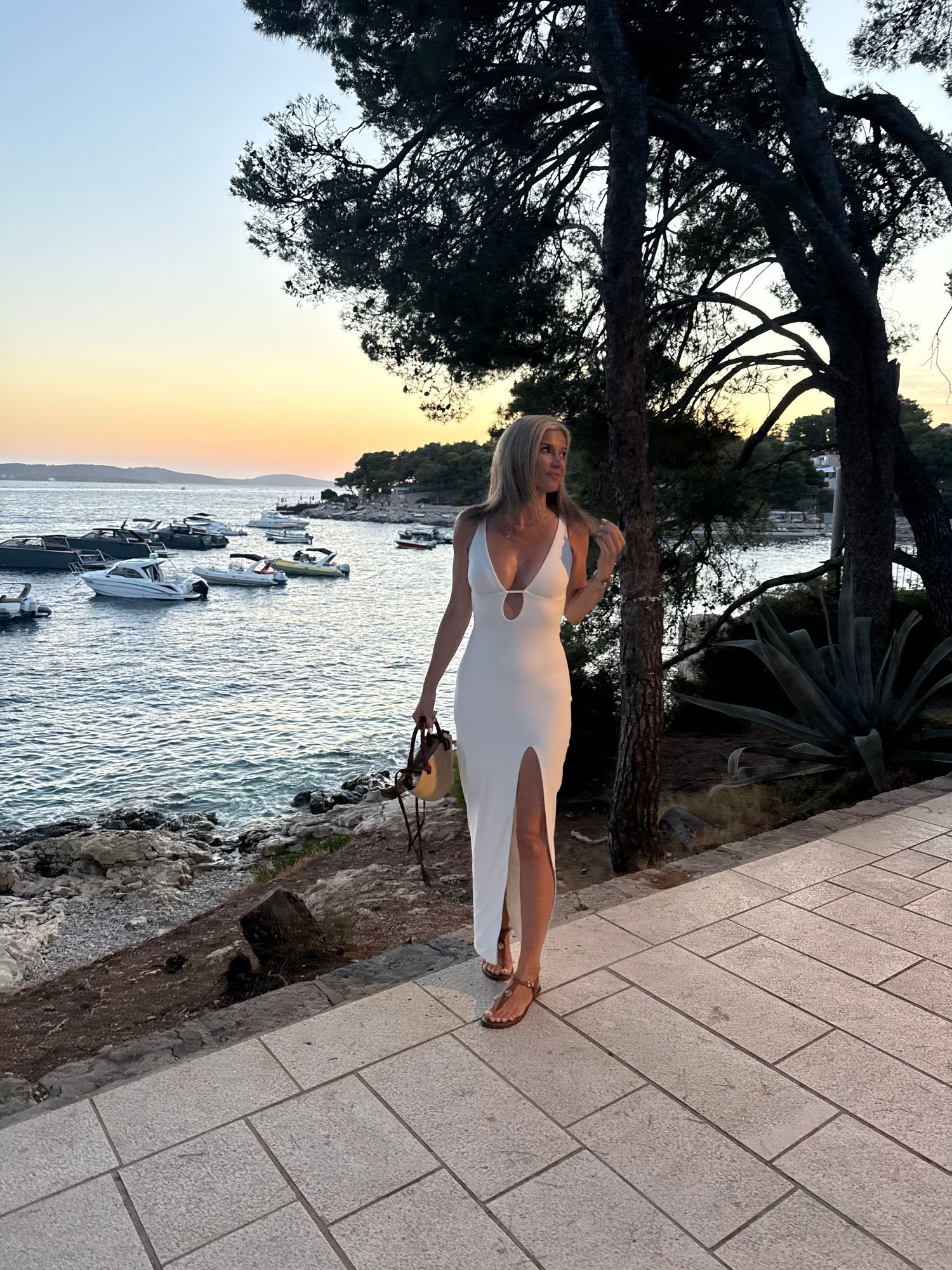 long white cut out dress Plunge Cut-Out Maxi in Sexy Black Dresses Do Not Bleach Steve Madden Reyna Knit Apolline Size:wholesale_7XL