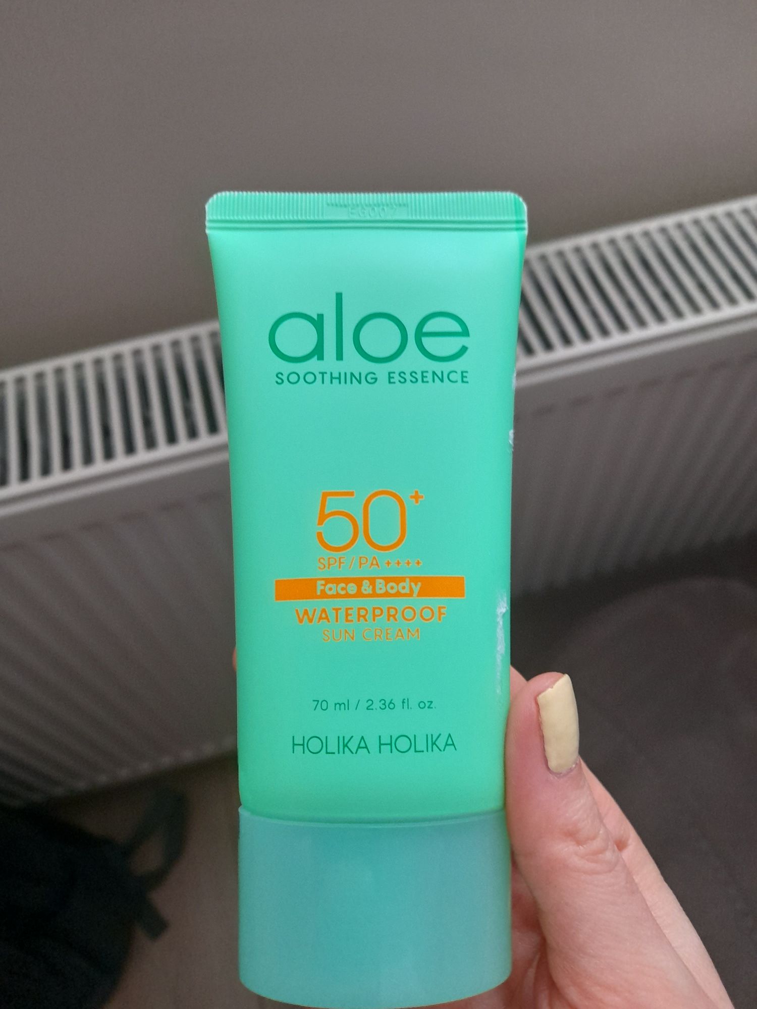 Holika Holika - Aloe Soothing Essence Waterproof Sun Cream SPF50+ 70ml   Korendy
