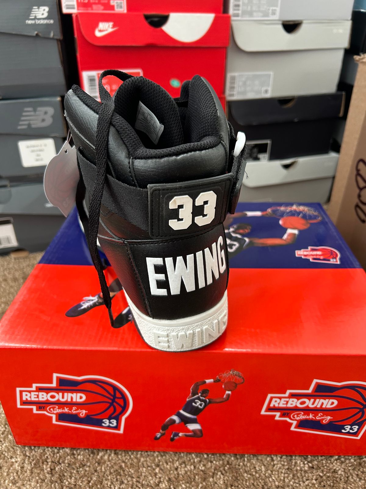 33 HI x Orion Hybrid | Black And White – Ewing Athletics