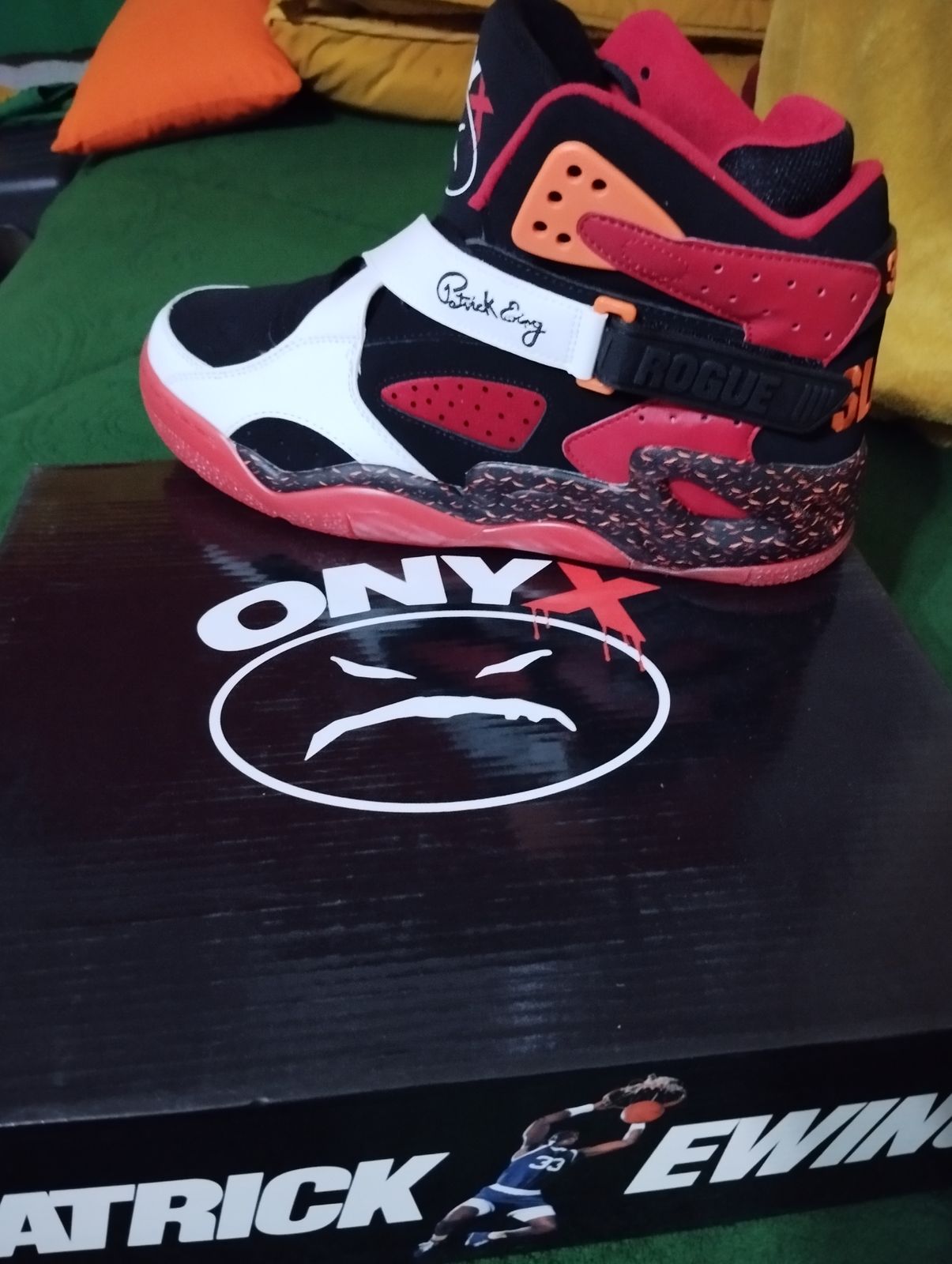 Basketball Shoe Onyx Ewing Sneakers Rogue X ONYX Shoe Black
