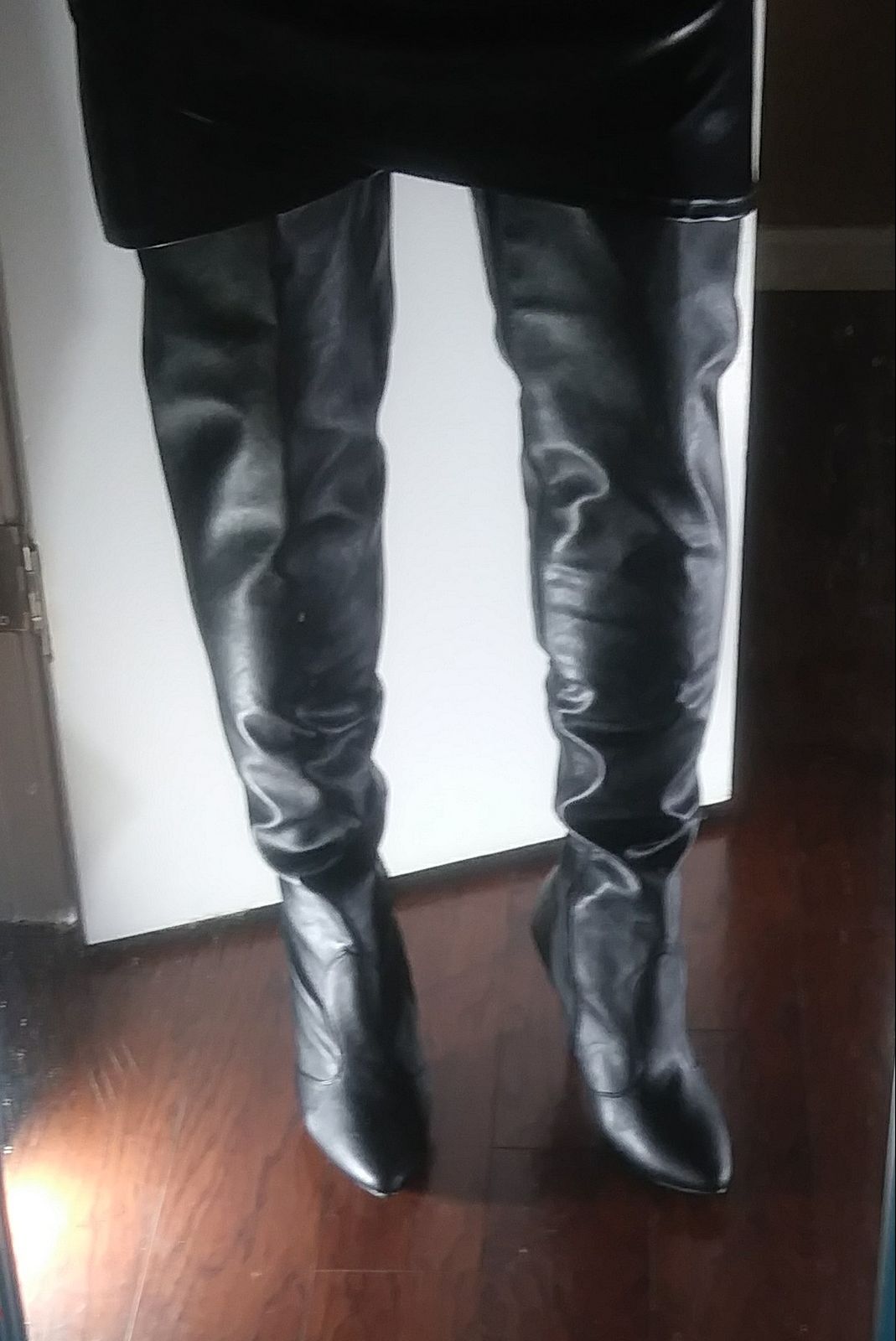 Pleaser Seduce-3010 in Black Vegan Leather – Pleaser Shoes