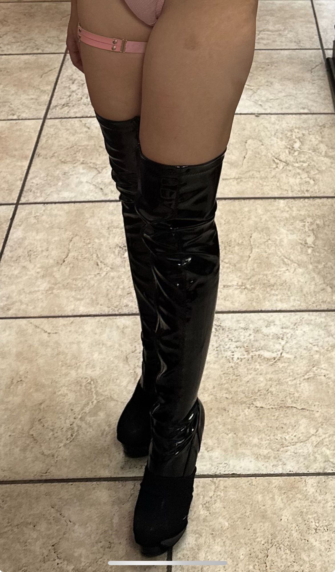 Bottines Femme Pleaser Delight-3000 – Talon Aiguille 15 Cm, Plateforme 4,5 Cm – Taille 35 EU – Noir Mat