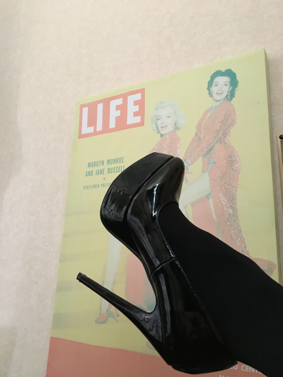 Devious INDULGE-3000 Scarpe Con Tacco A Spillo Rosse - Fettuccia Cerniera, Punta Strette