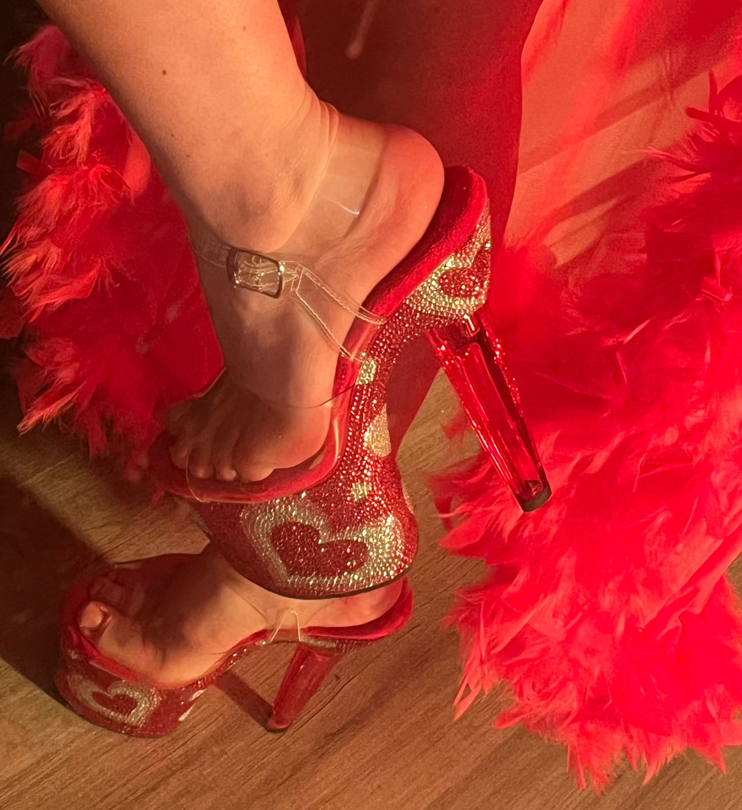 Épingle à Cristaux Forme Escarpin Stiletto - Cœur Santé - Neuf Sans Emballage
