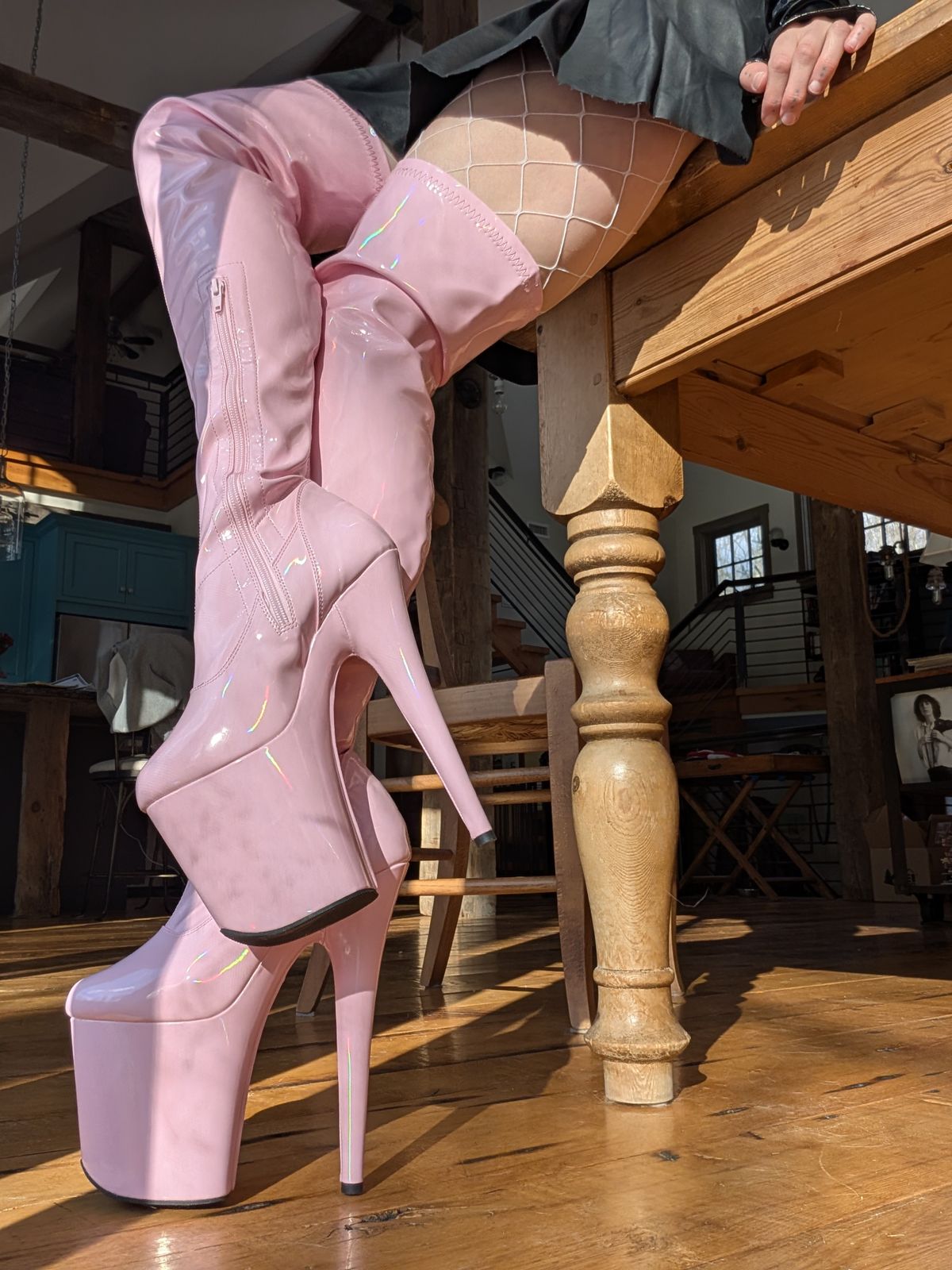 Pleaser Flamingo-3000HWR in Black/Black Hologram – Pleaser Shoes