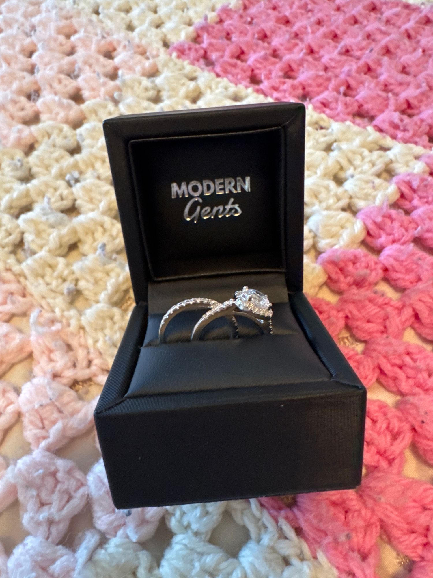 Elegant Ring Box Modern Gents - Main Image