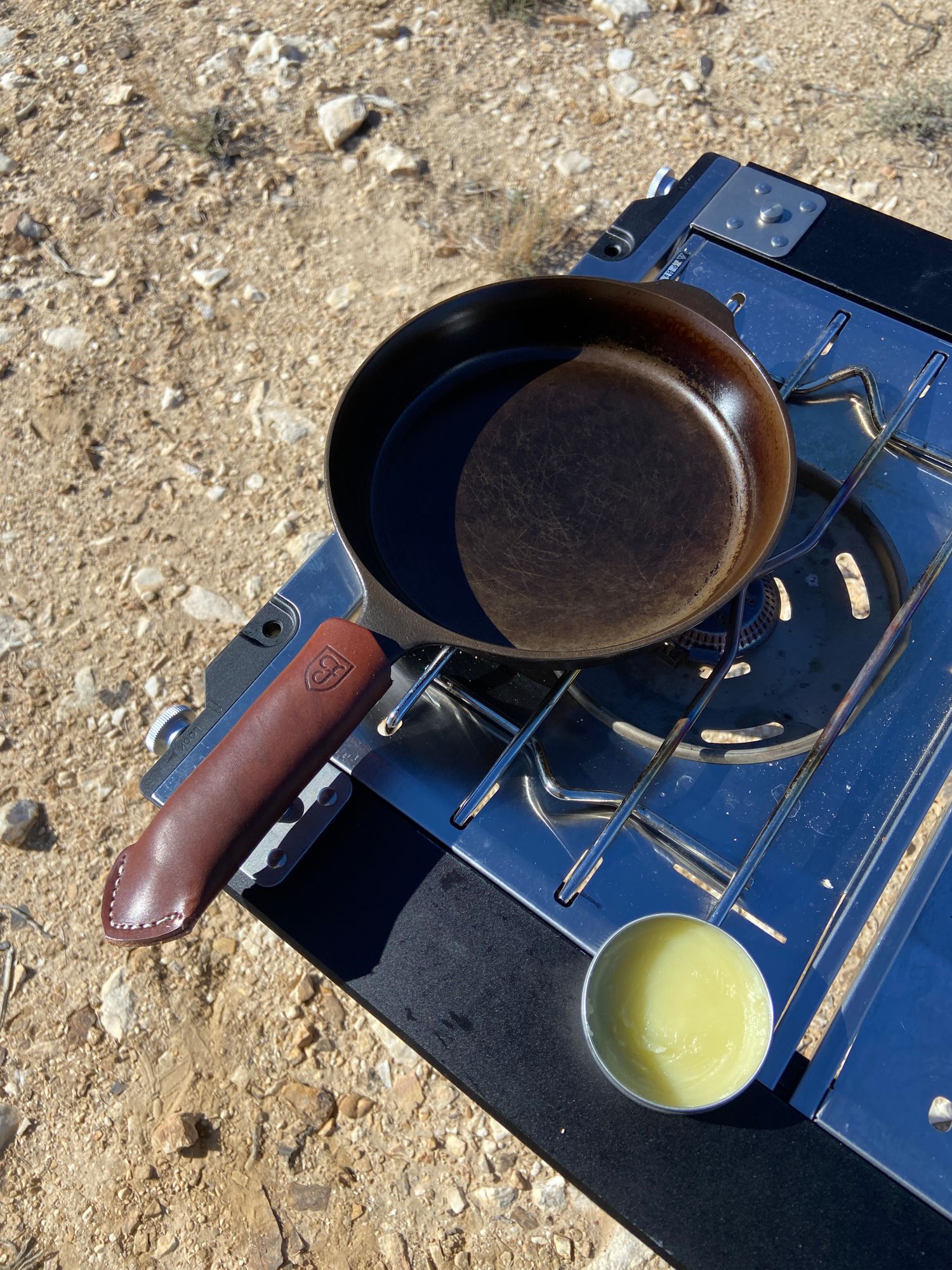 Cast Iron Seasoning Oil – Field Company