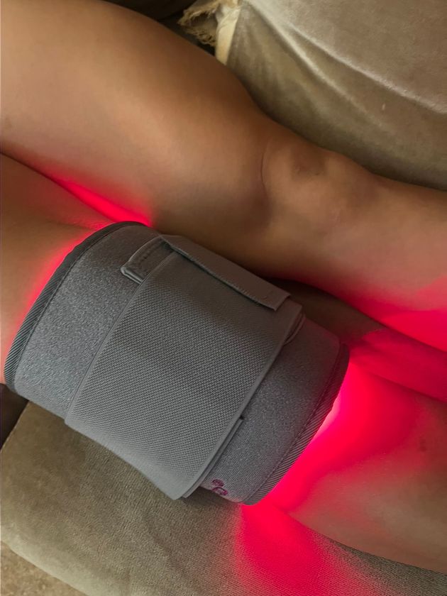 Customer photo from William U.: the Novaa Light Pad strapped around his knee at home