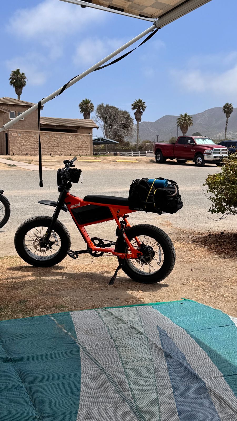 scrambler electric bicycle The eBike V3 Ultra Peninsula E-Bikes Retrospec Valen Rev 2 Fat Tire Electric Bike HBBC DTR 20" Fat Tire