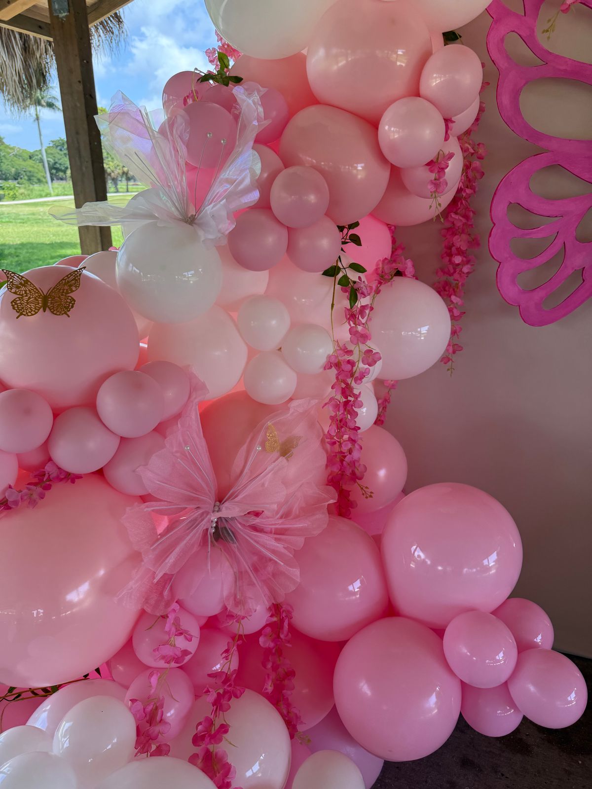 18 Punchball Latex Balloons – Butterfly Theme, Wilko Colour Pink, Amscan Party Supplies