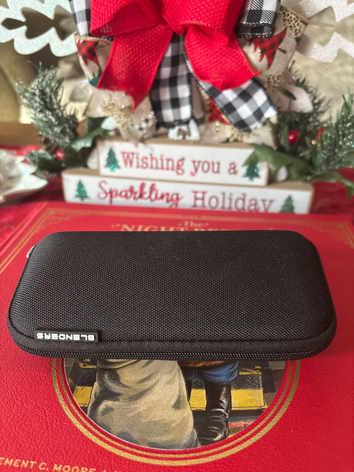 Dapper Case - Black Sunglass & Eyeglass Case display picture 2