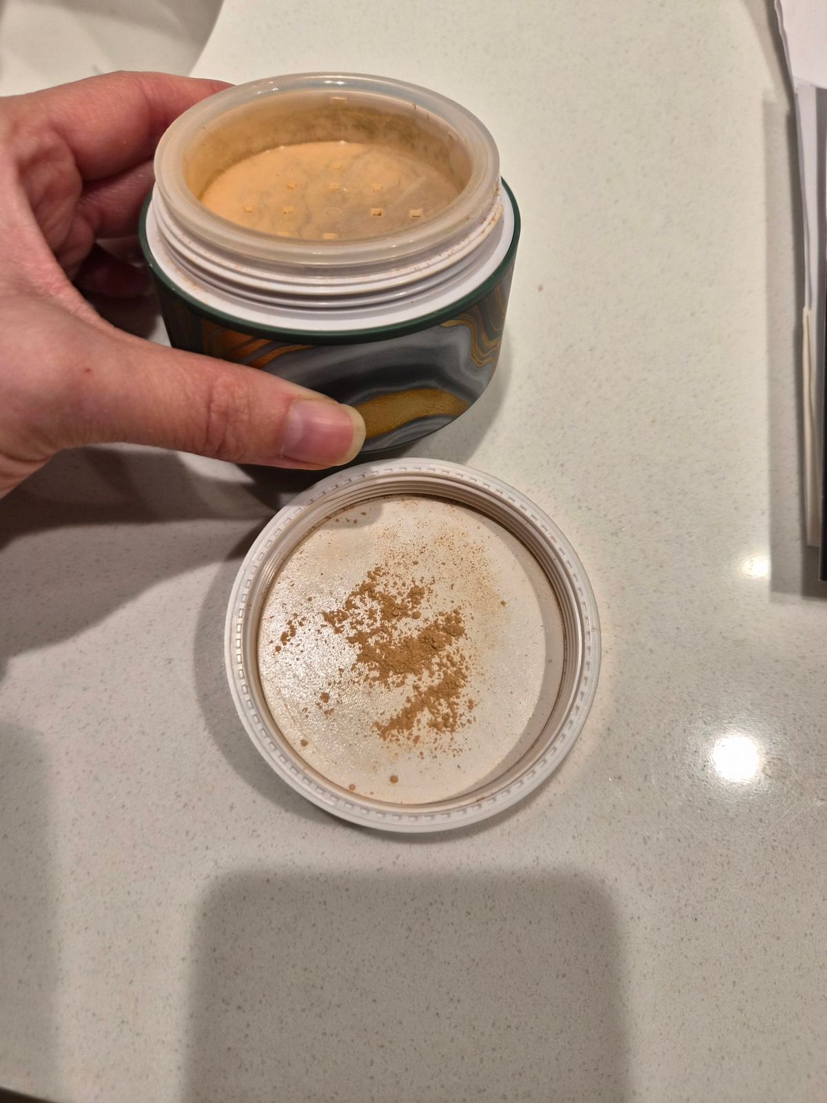 BareMinerals Original Loose Powder Foundation SPF 15 – Shade Light W15, New No Box